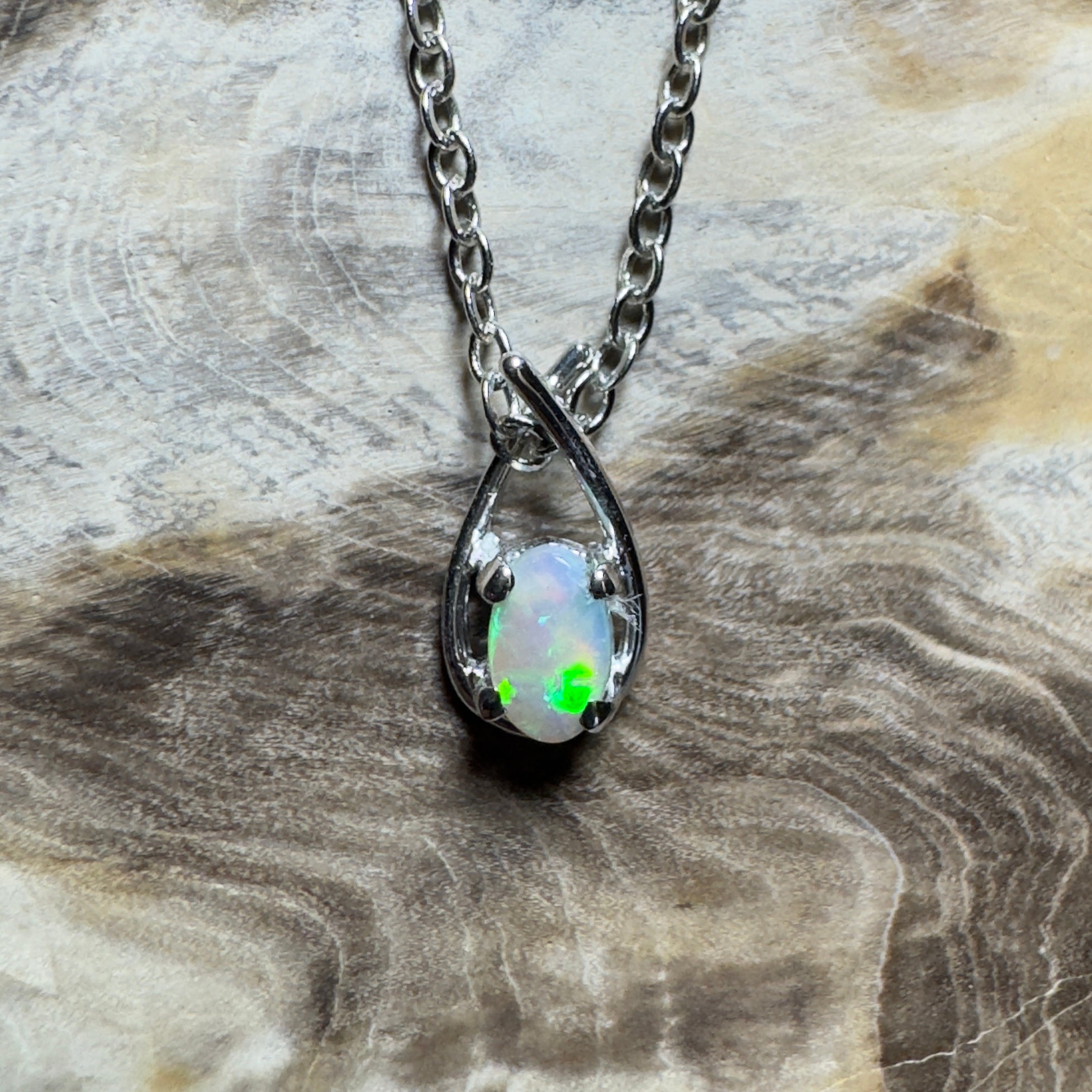 Outback Glimmer ~ 0.3ct Lightning Ridge Crystal Opal 18ct White Gold Pendant