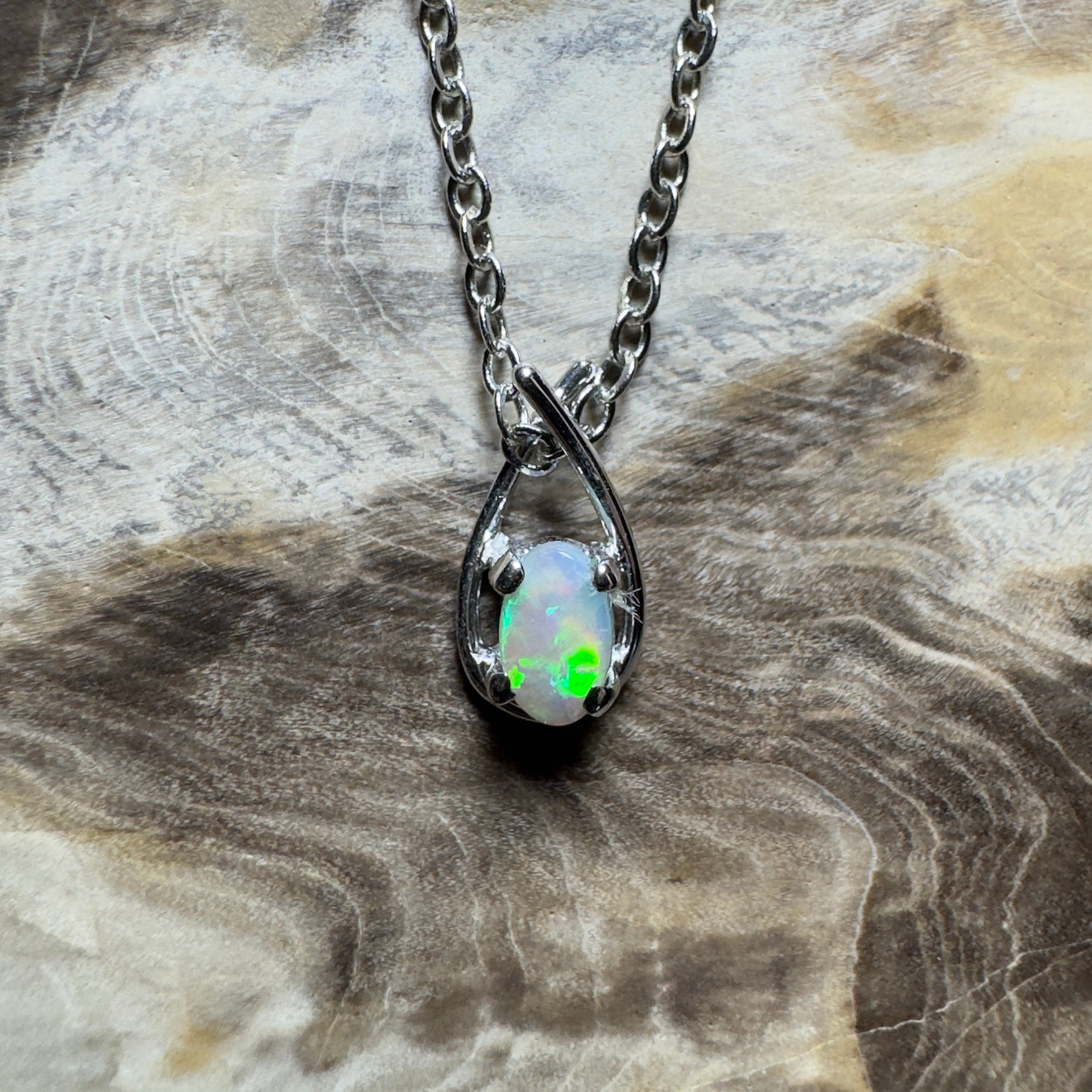Outback Glimmer ~ 0.3ct Lightning Ridge Crystal Opal 18ct White Gold Pendant