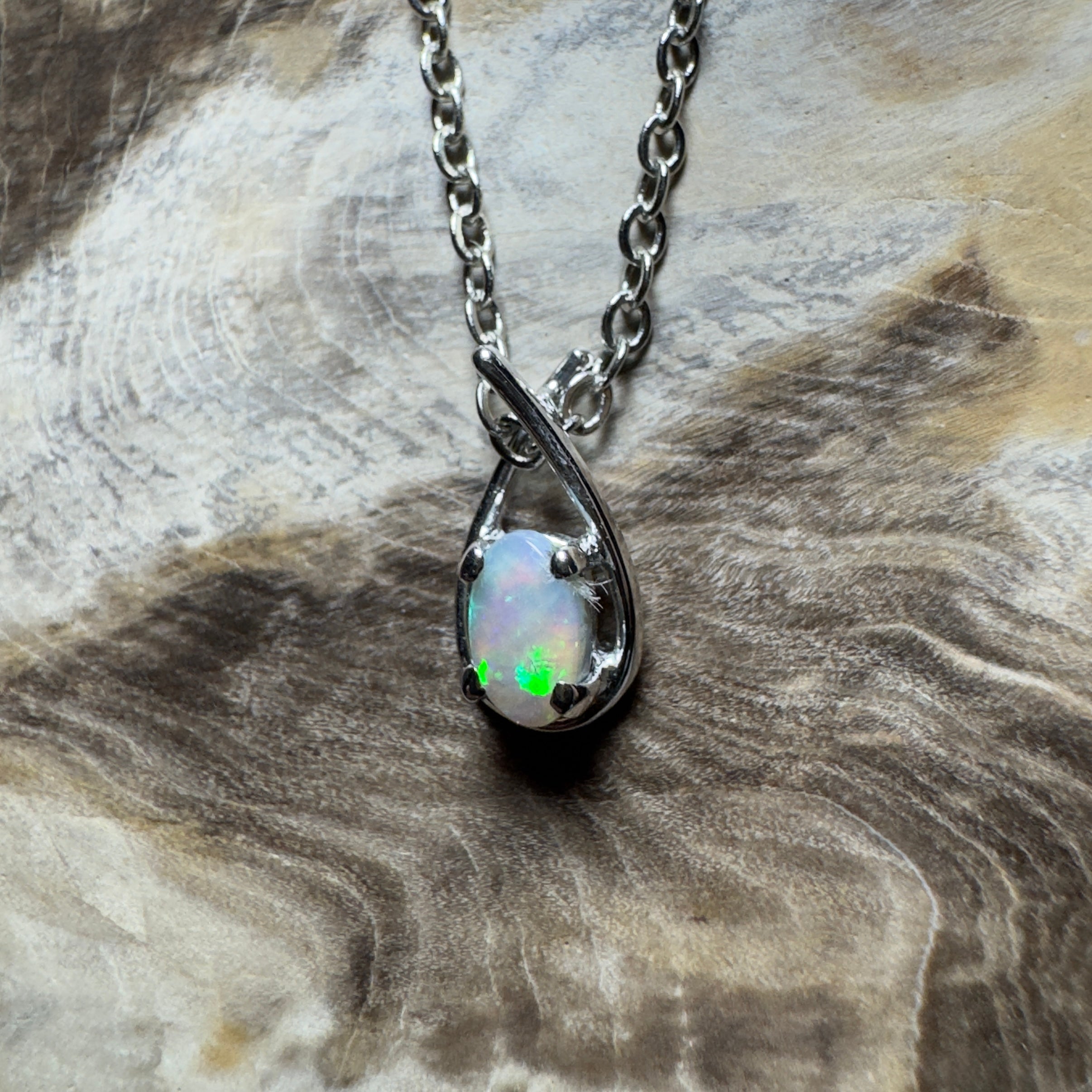 Outback Glimmer ~ 0.3ct Lightning Ridge Crystal Opal 18ct White Gold Pendant