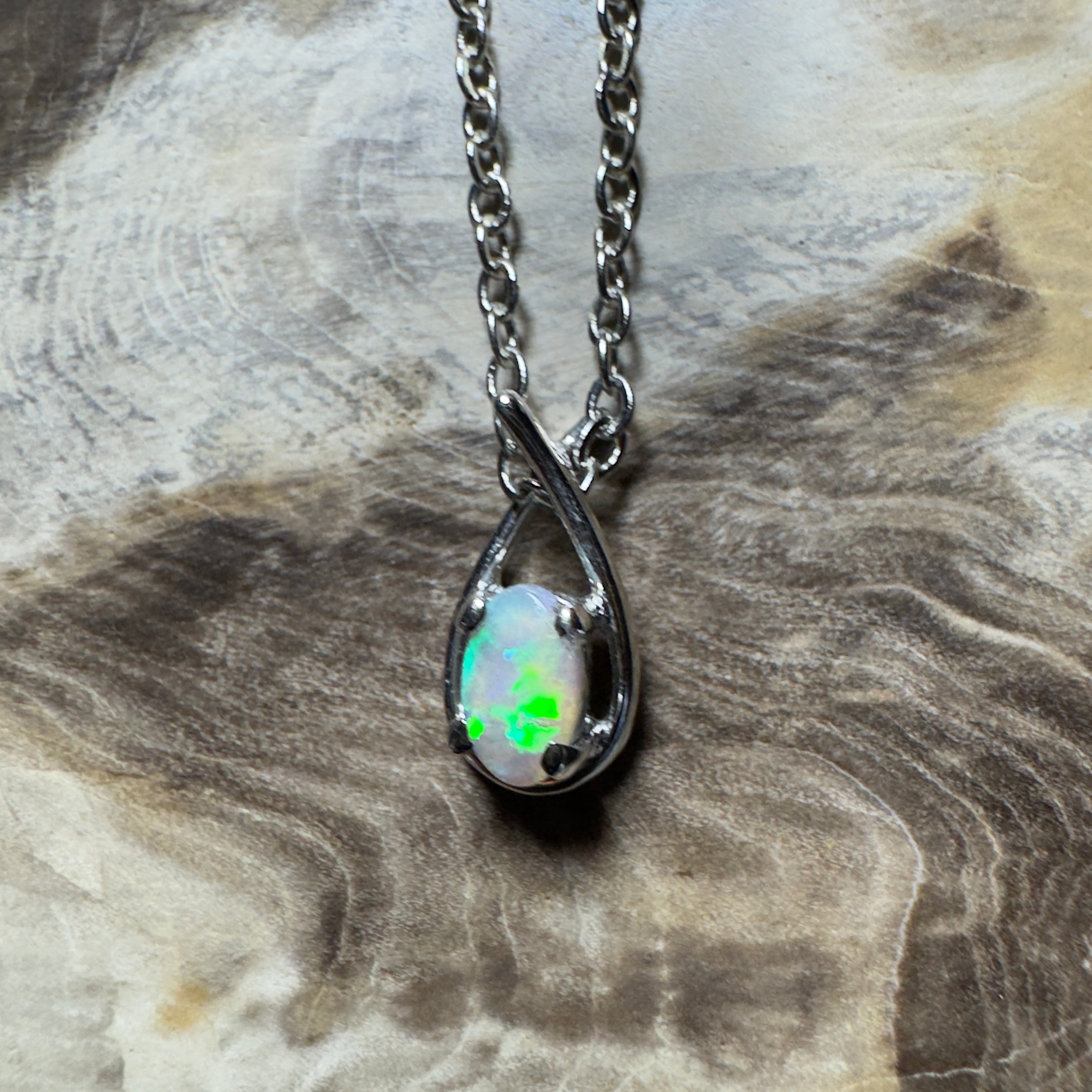 Outback Glimmer ~ 0.3ct Lightning Ridge Crystal Opal 18ct White Gold Pendant