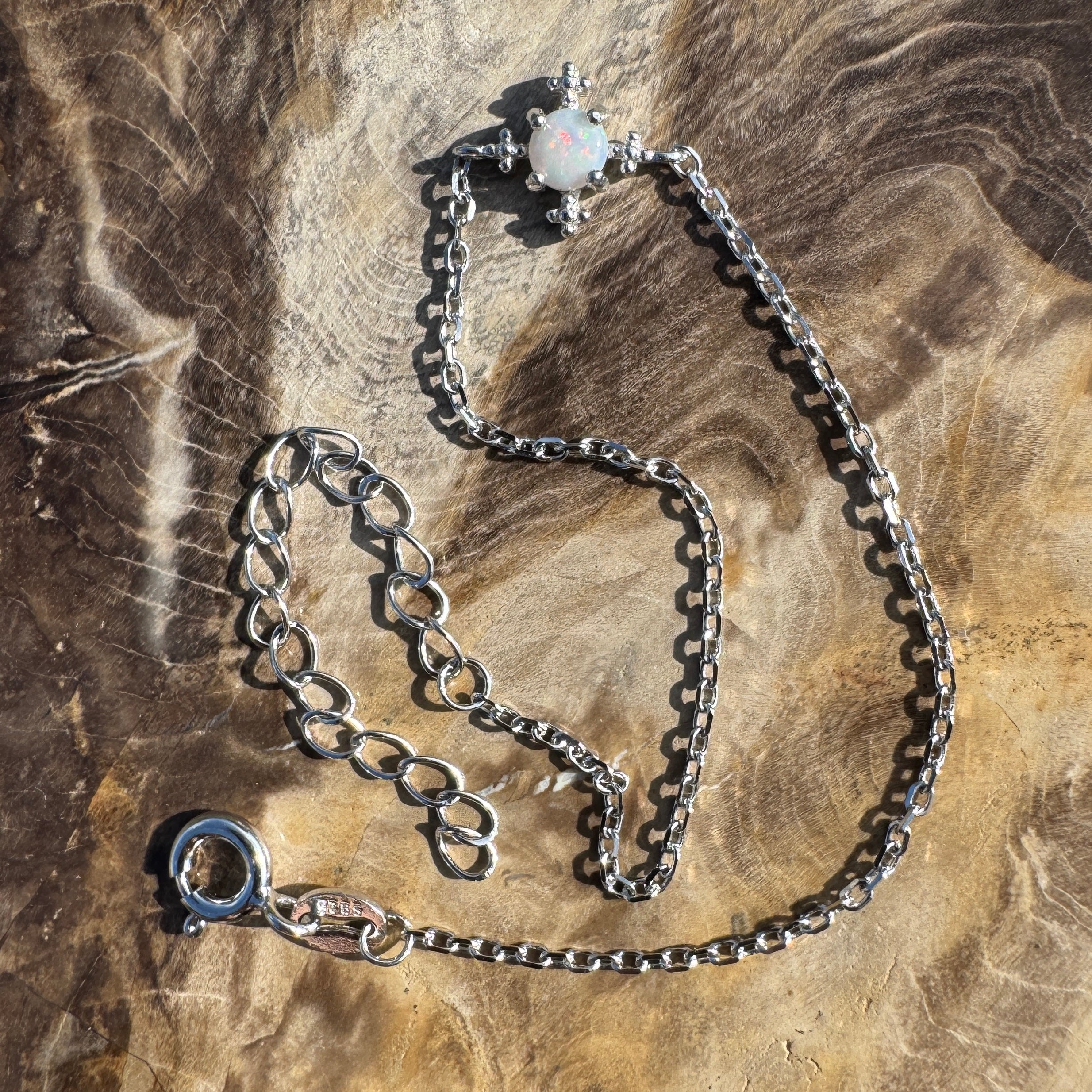 Cape Le Grand Flow - 0.2ct Coober Pedy Opal 925 Silver Bracelet