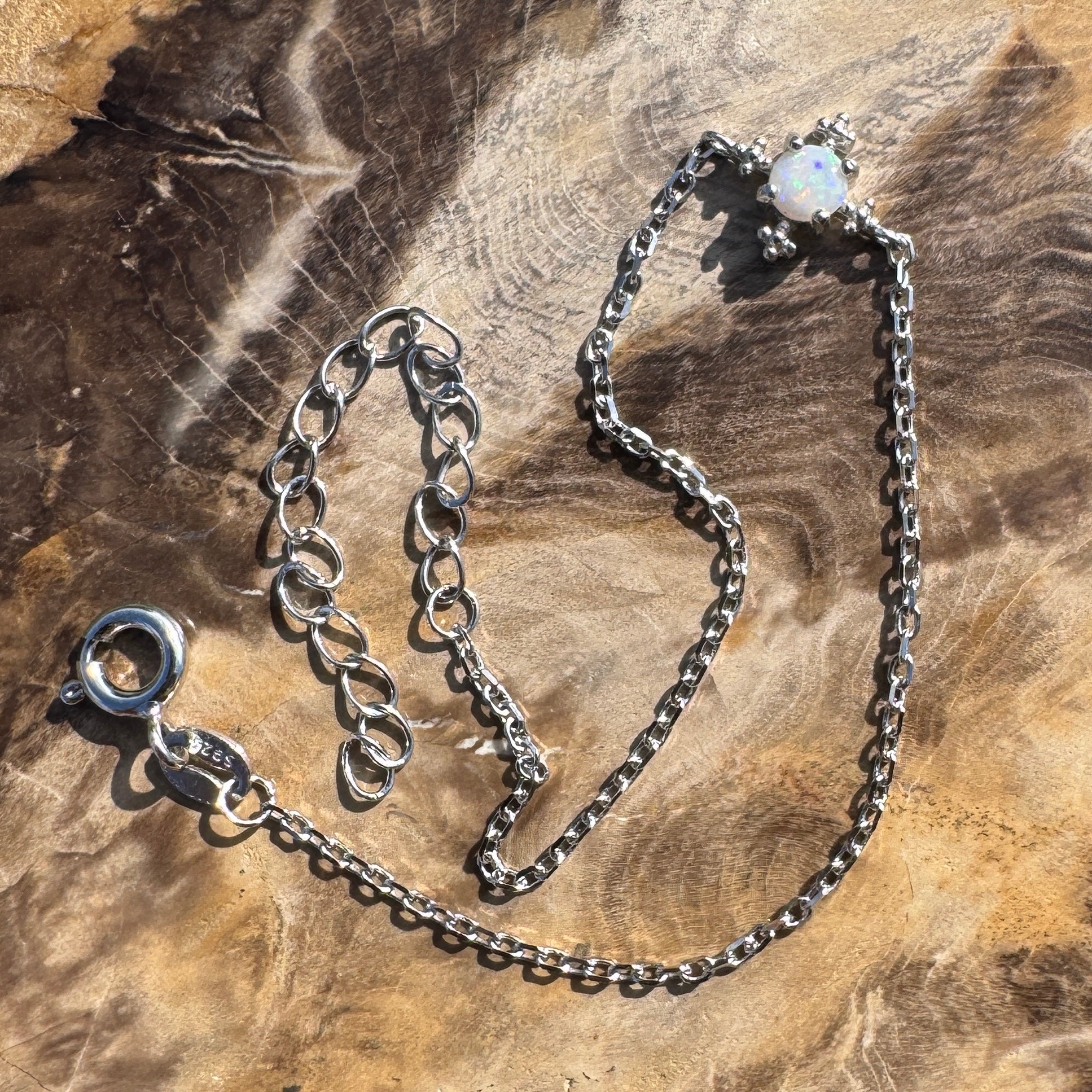 Cape Le Grand Flow - 0.2ct Coober Pedy Opal 925 Silver Bracelet