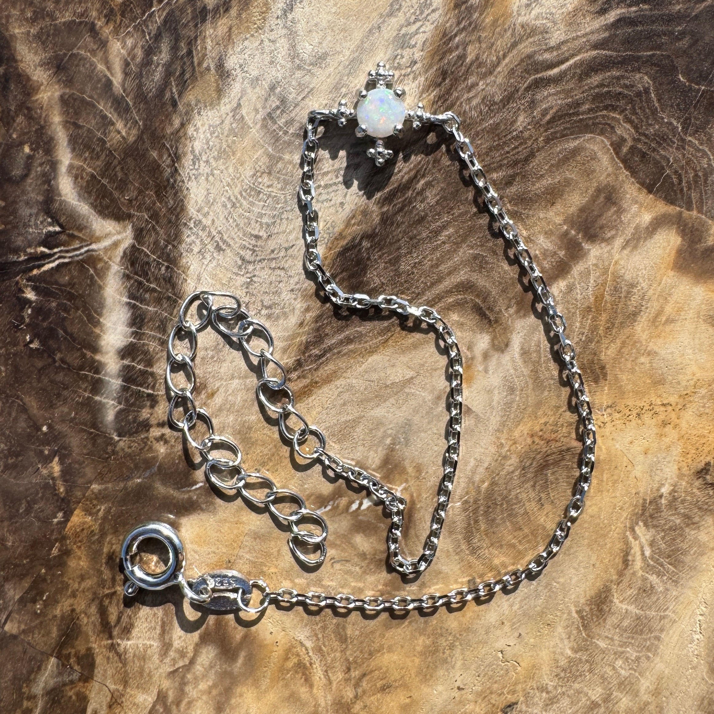 Cape Le Grand Flow - 0.2ct Coober Pedy Opal 925 Silver Bracelet