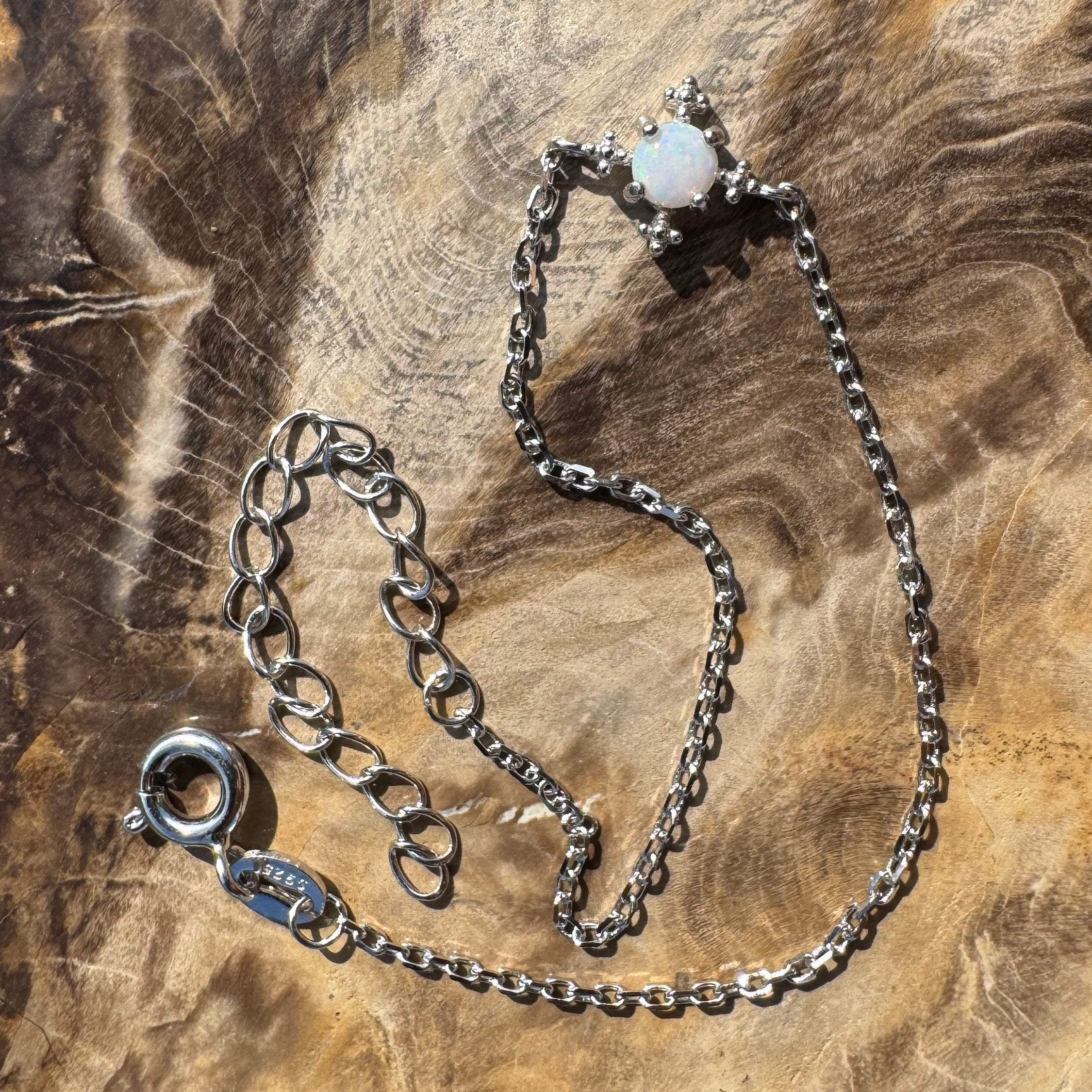 Cape Le Grand Flow - 0.2ct Coober Pedy Opal 925 Silver Bracelet