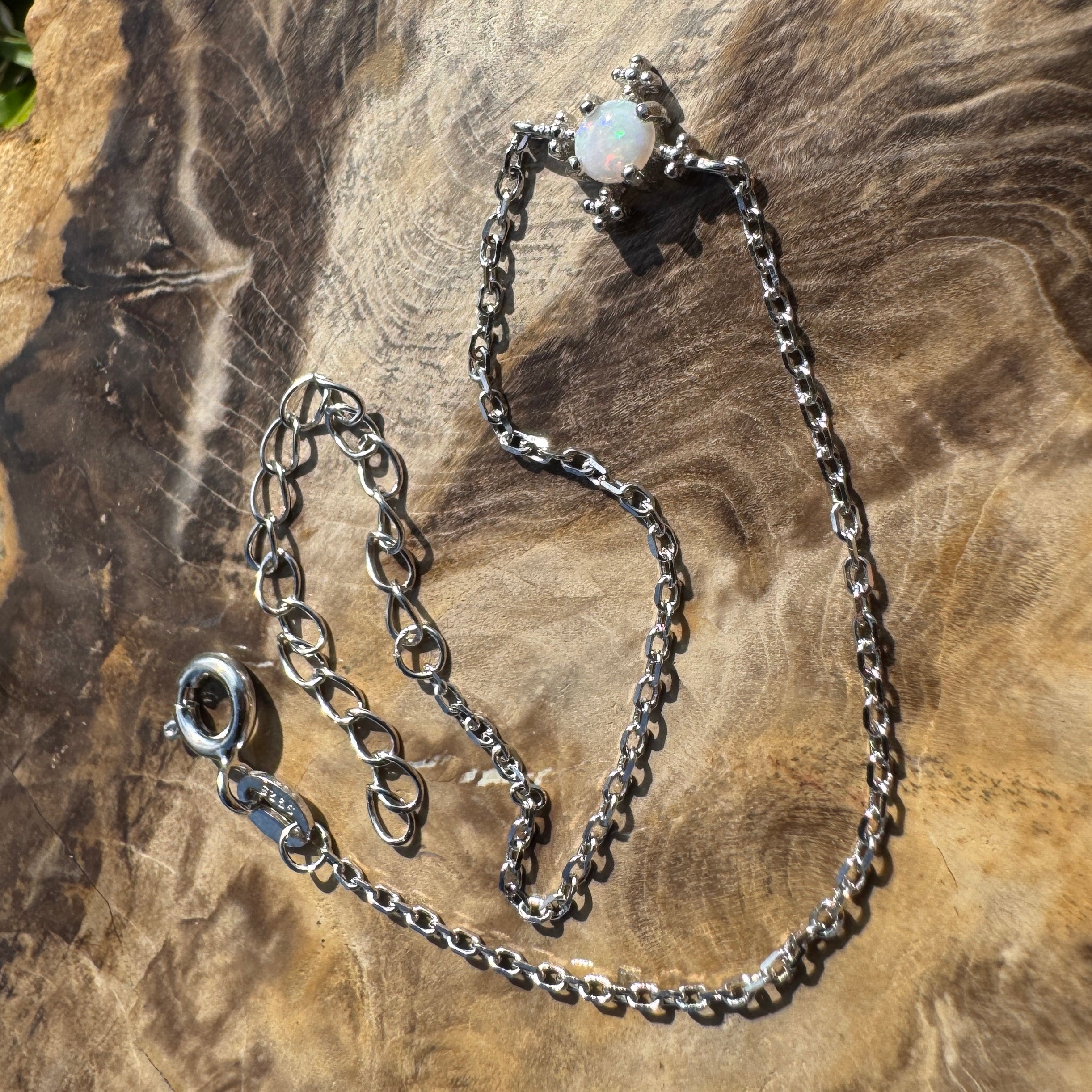 Cape Le Grand Flow - 0.2ct Coober Pedy Opal 925 Silver Bracelet
