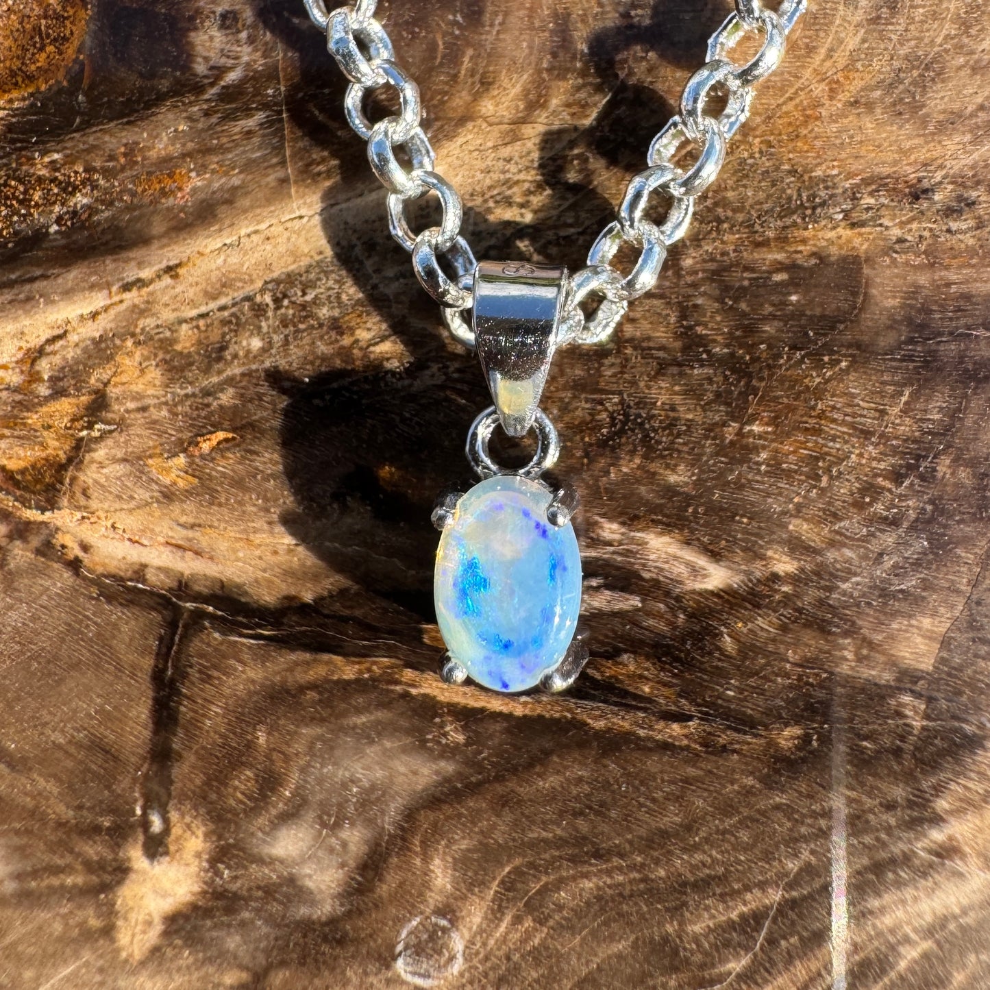 Blue Like Bondi ~ 0.5ct Solid Lightning Ridge Opal 925 Sterling Silver Pendant Necklace
