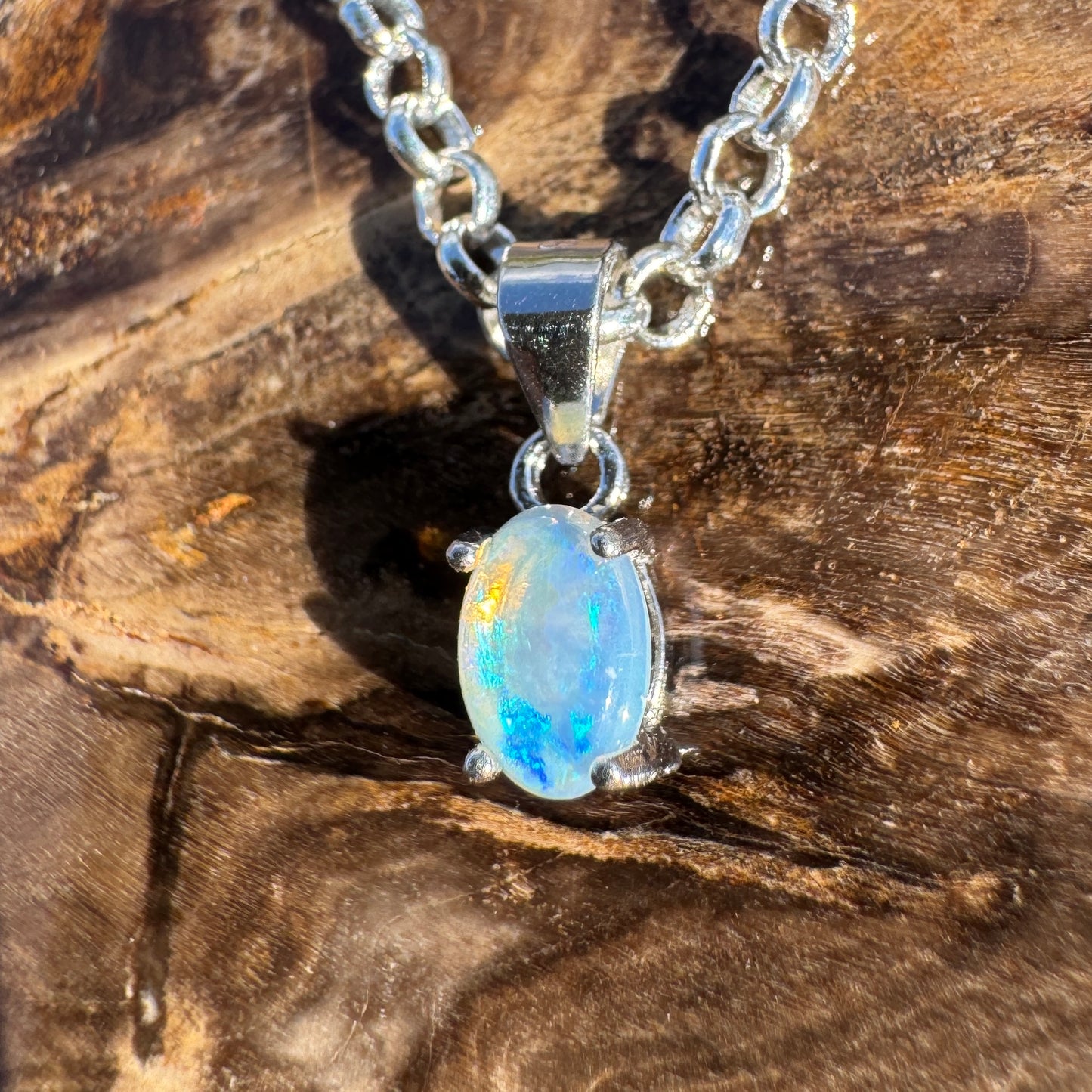 Blue Like Bondi ~ 0.5ct Solid Lightning Ridge Opal 925 Sterling Silver Pendant Necklace