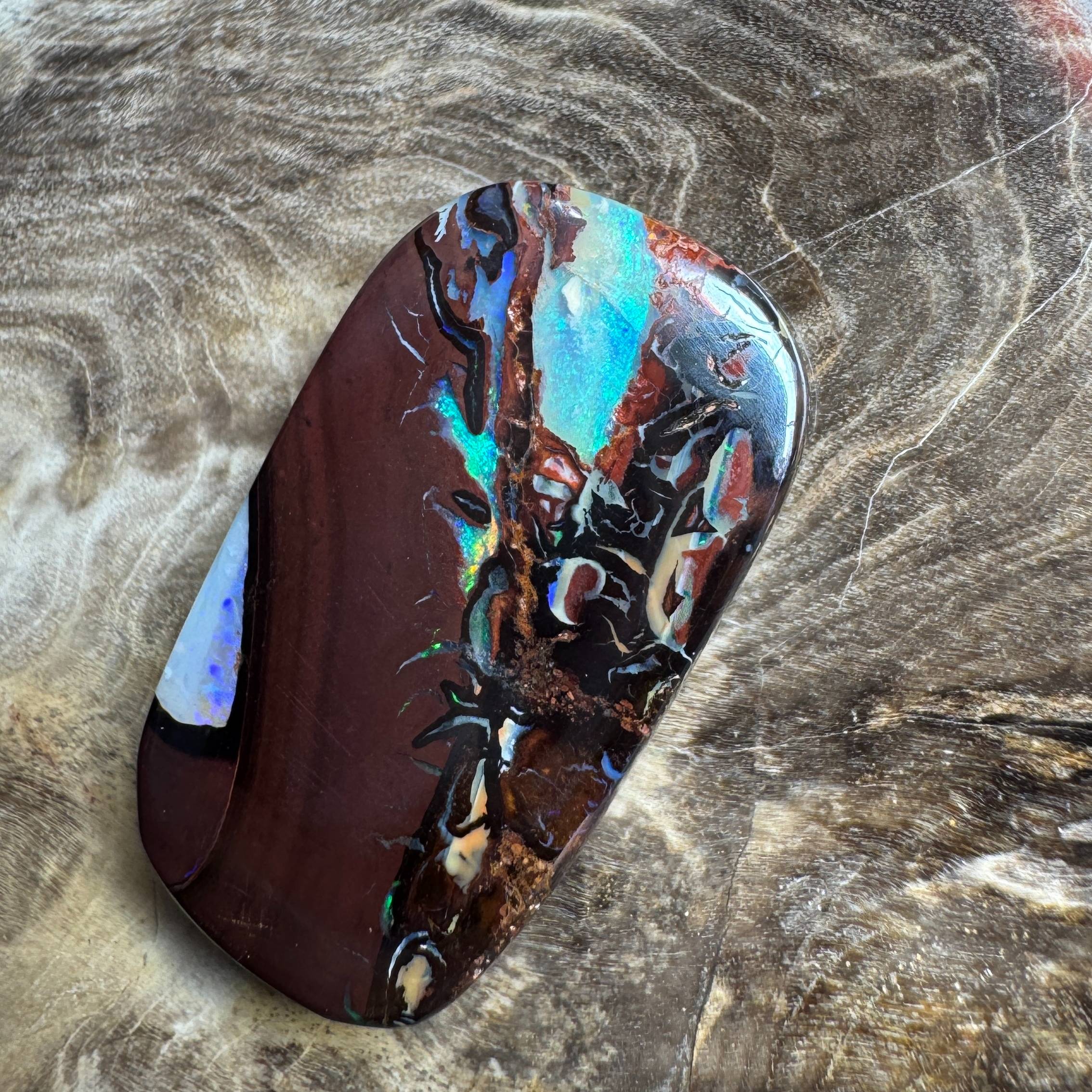 16.9ct Hand-cut Queensland Boulder Opal