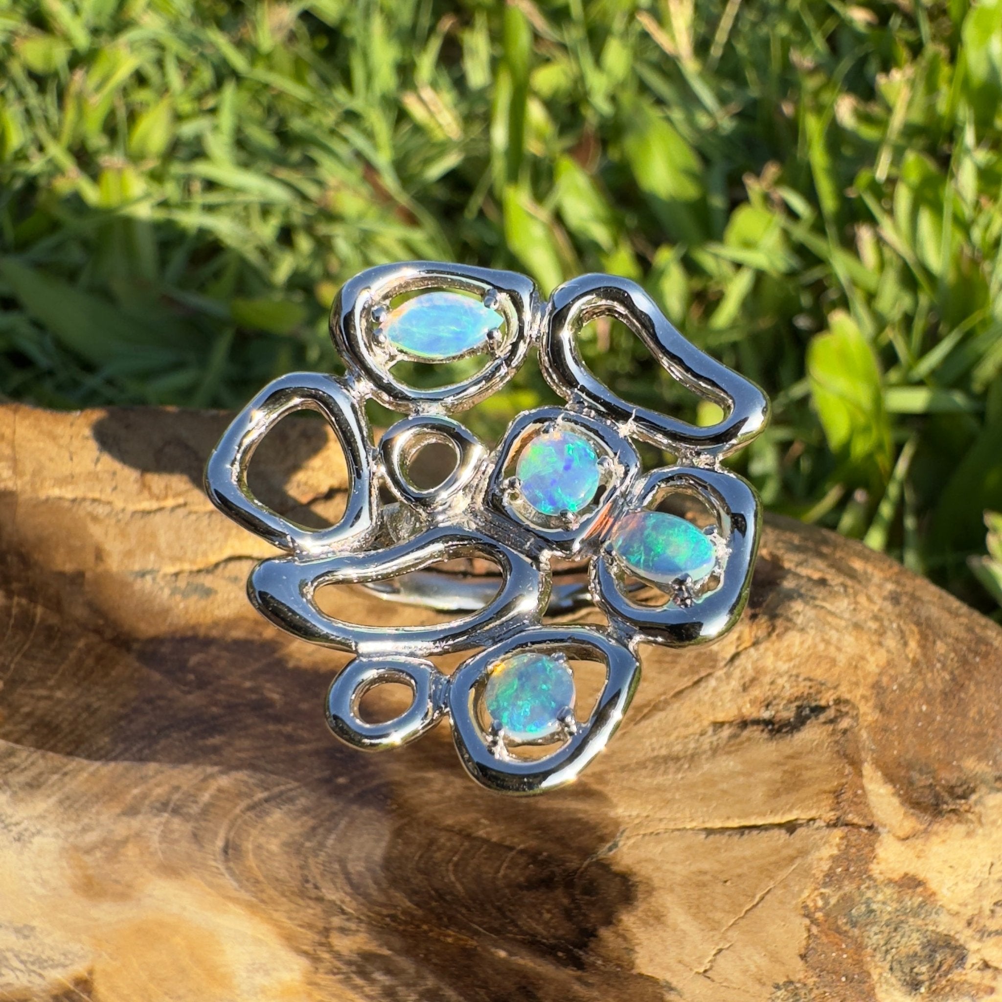 Aldinga Tide Light – 0.8ct Lightning Ridge Opal 925 Silver Ring