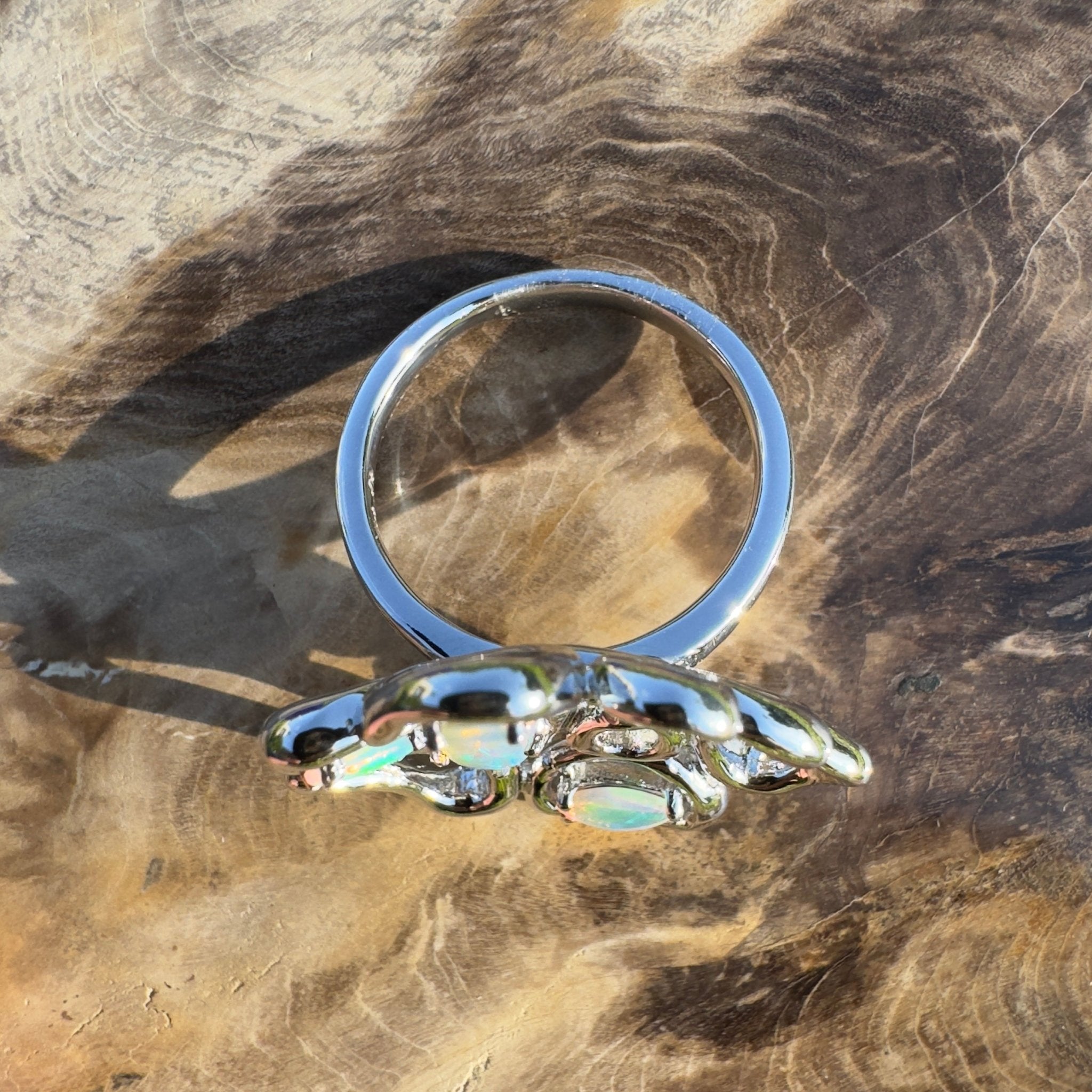 Aldinga Tide Light – 0.8ct Lightning Ridge Opal 925 Silver Ring