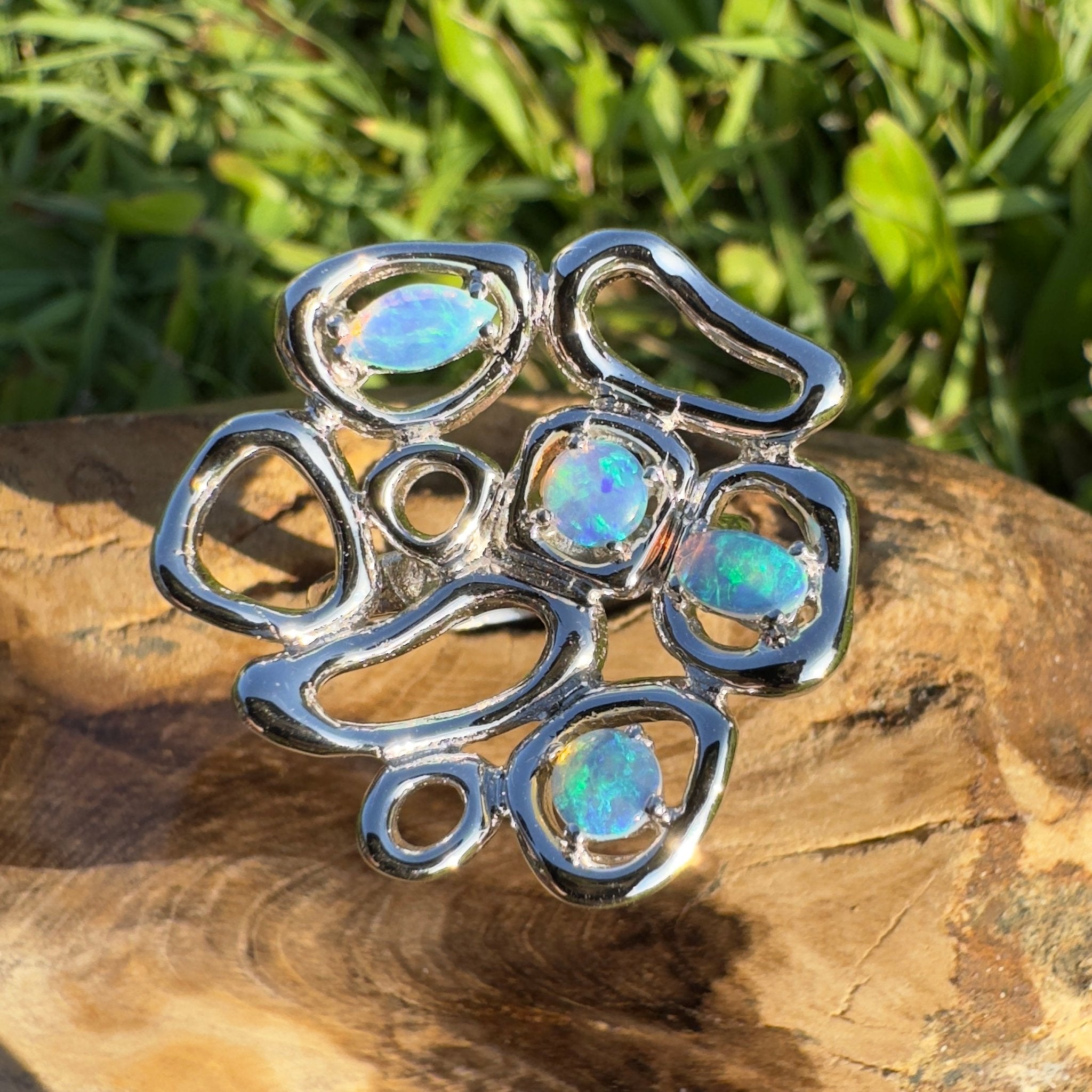 Aldinga Tide Light – 0.8ct Lightning Ridge Opal 925 Silver Ring