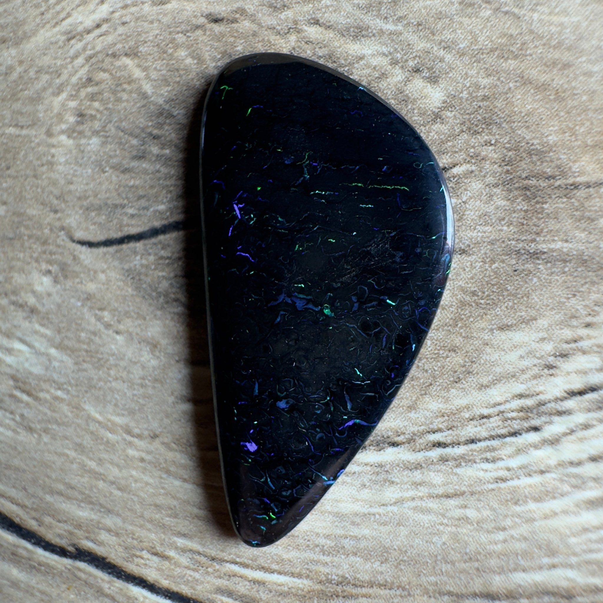 Andamooka Matrix Opal 10.6carat Solid Hand - Cut