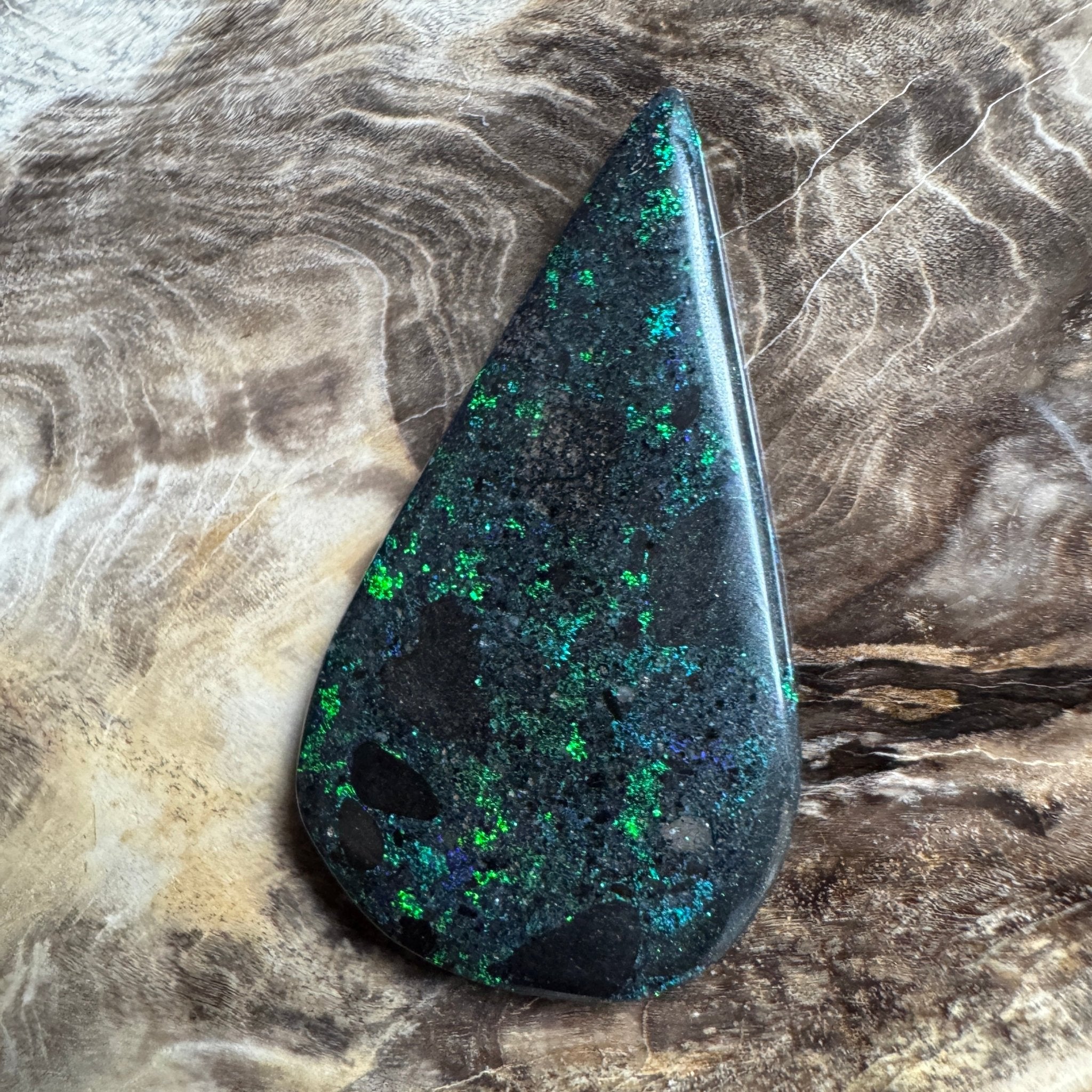 Andamooka Matrix Opal 11.9carat Solid Hand - Cut