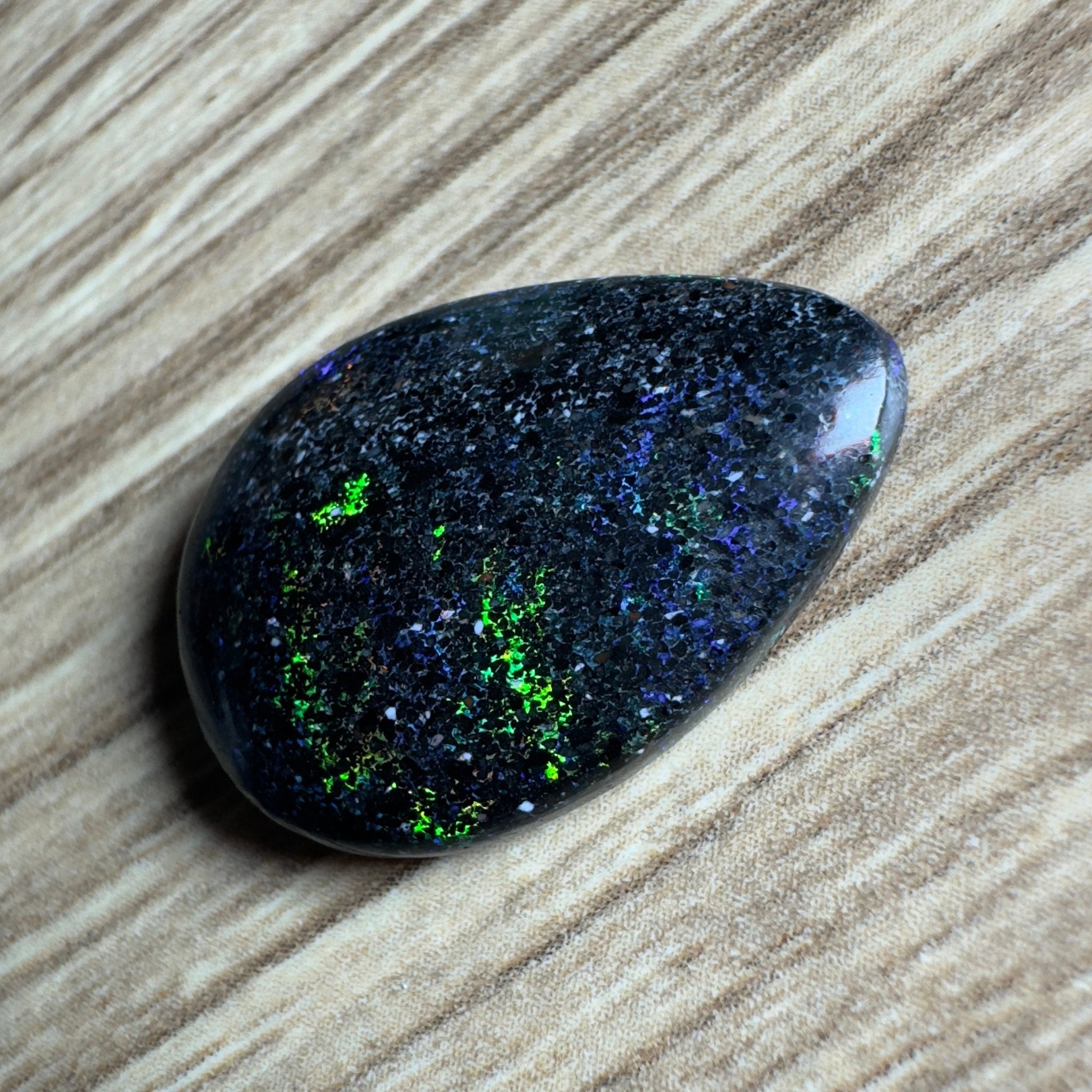 Andamooka Matrix Opal 23.5carat Solid Hand - Cut