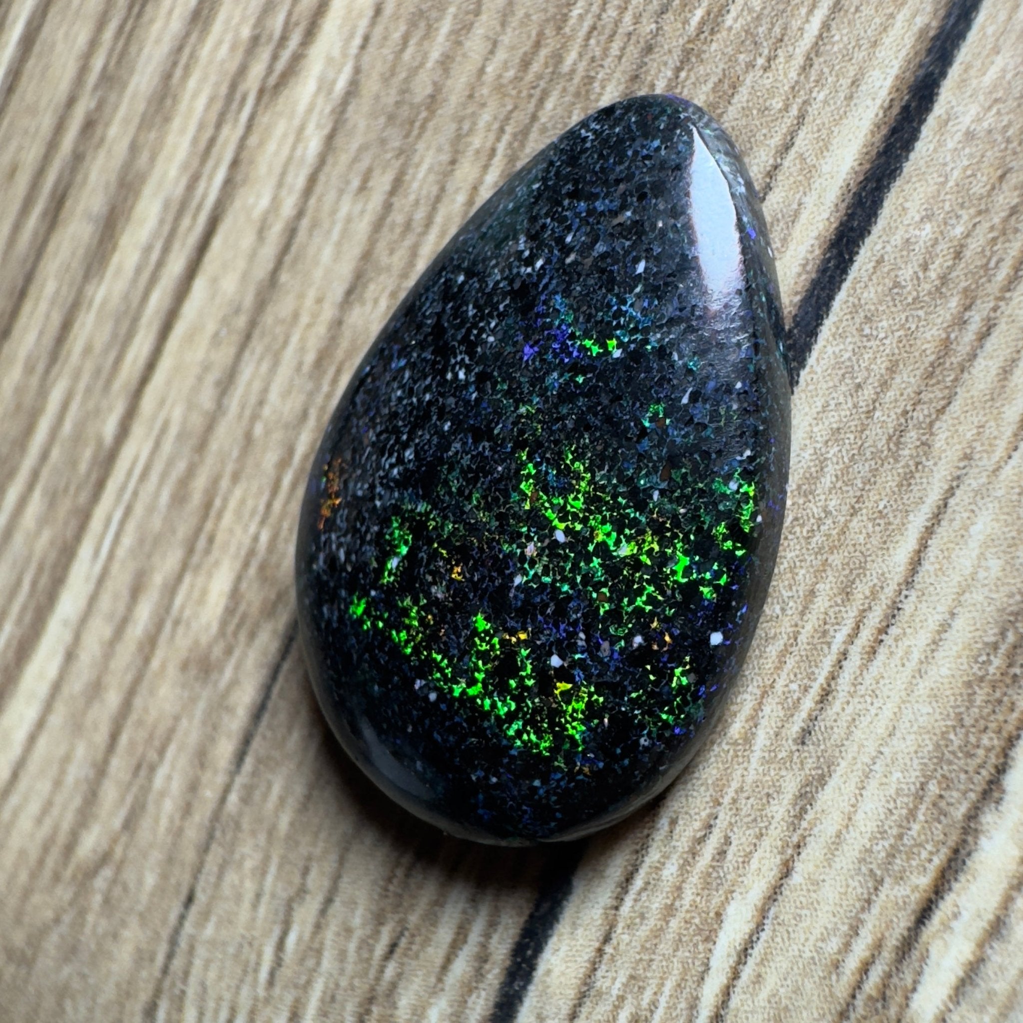 Andamooka Matrix Opal 23.5carat Solid Hand - Cut