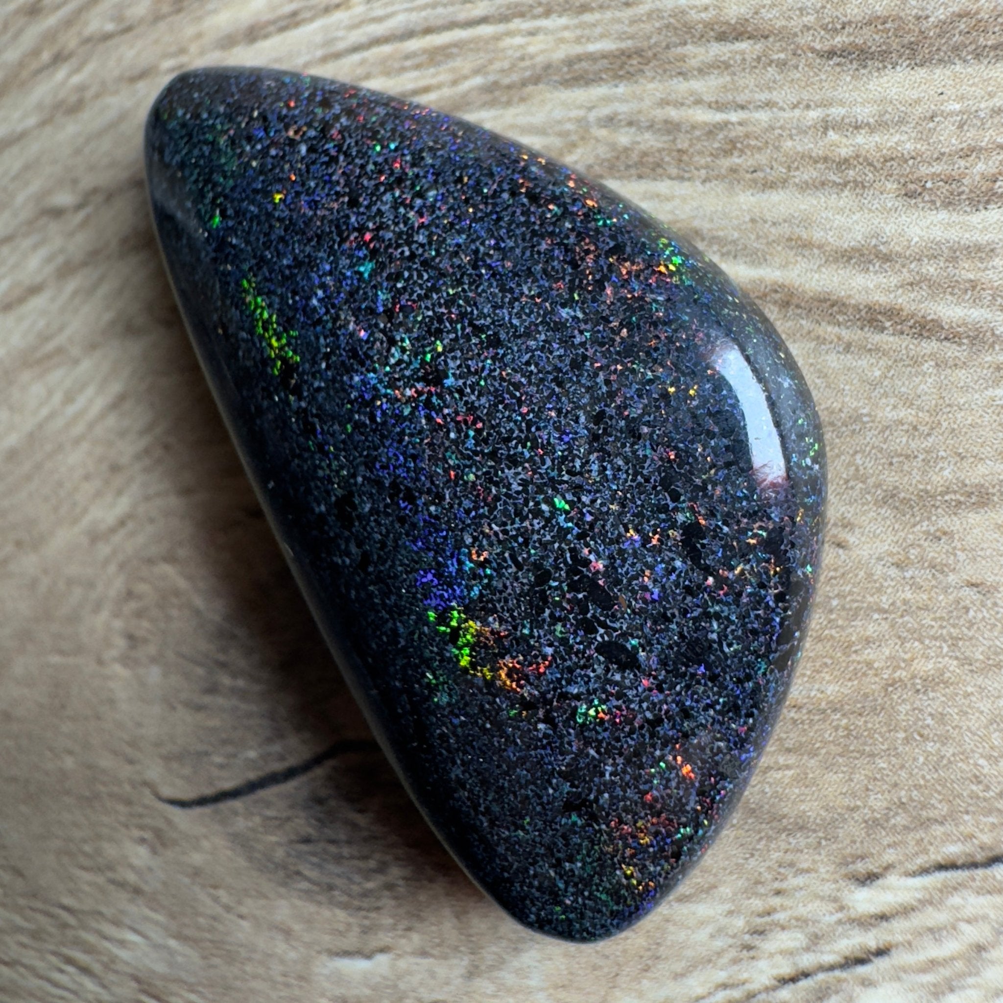 Andamooka Matrix Opal 39.6carat Solid Hand - Cut