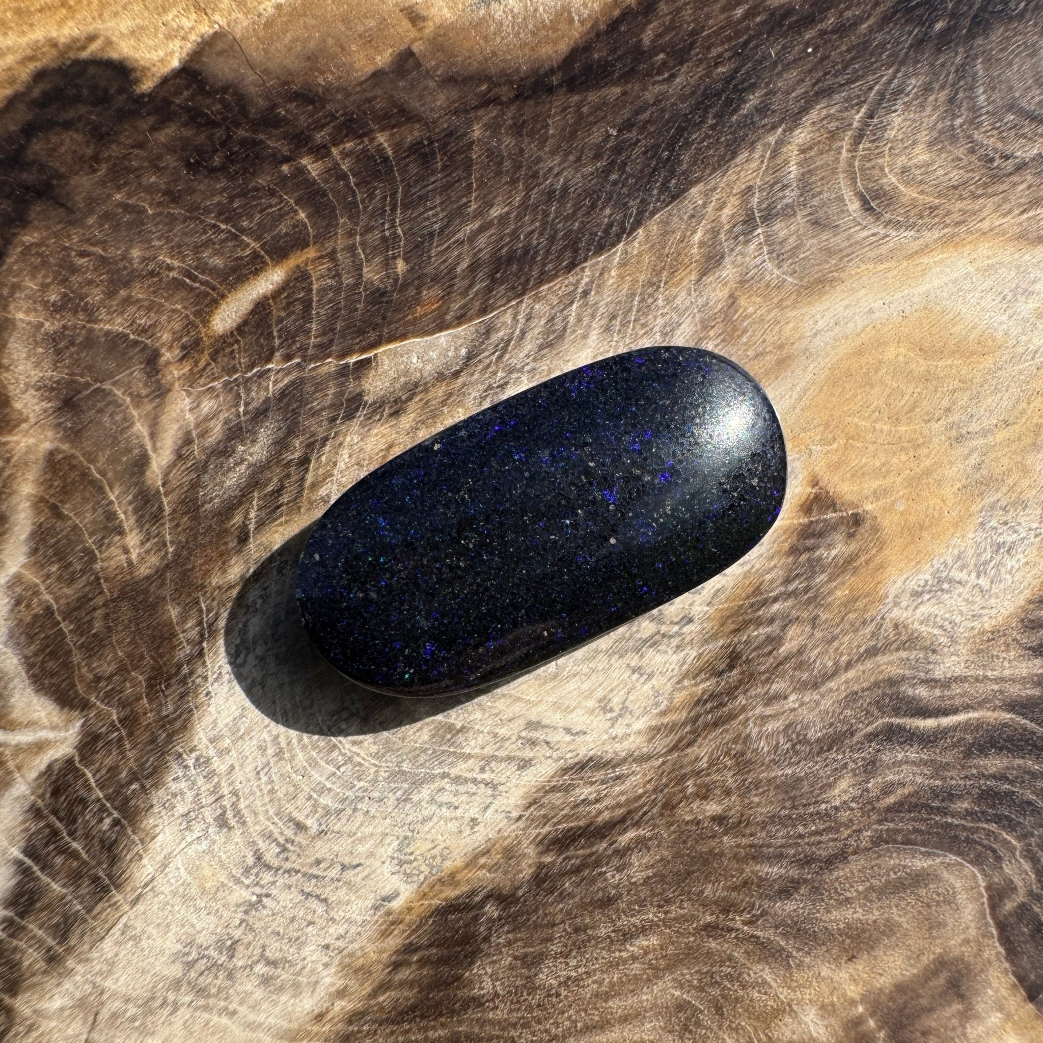 Andamooka Matrix Opal 8.2carat Solid Hand - Cut