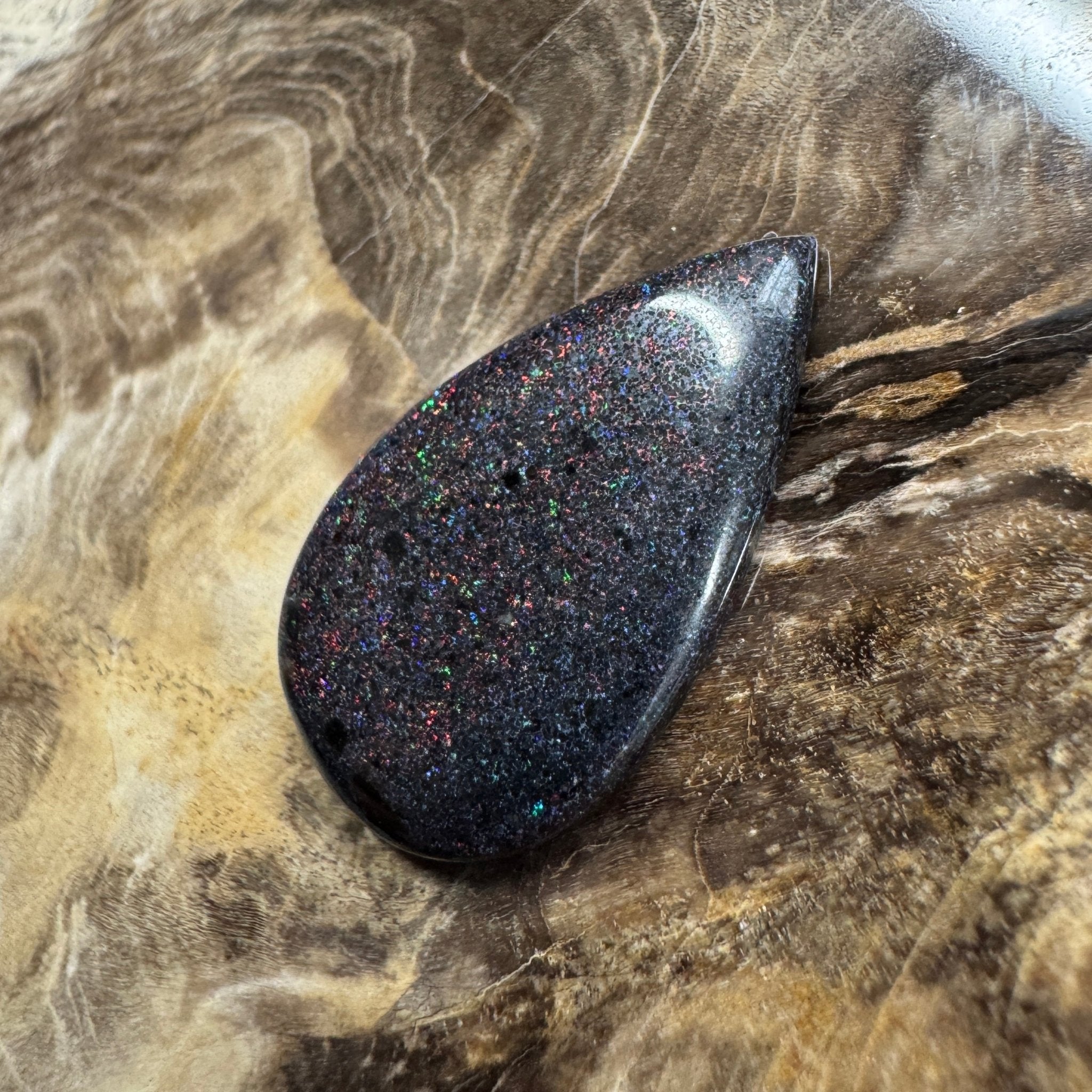 Andamooka Matrix Opal 8.4carat Solid Hand - Cut
