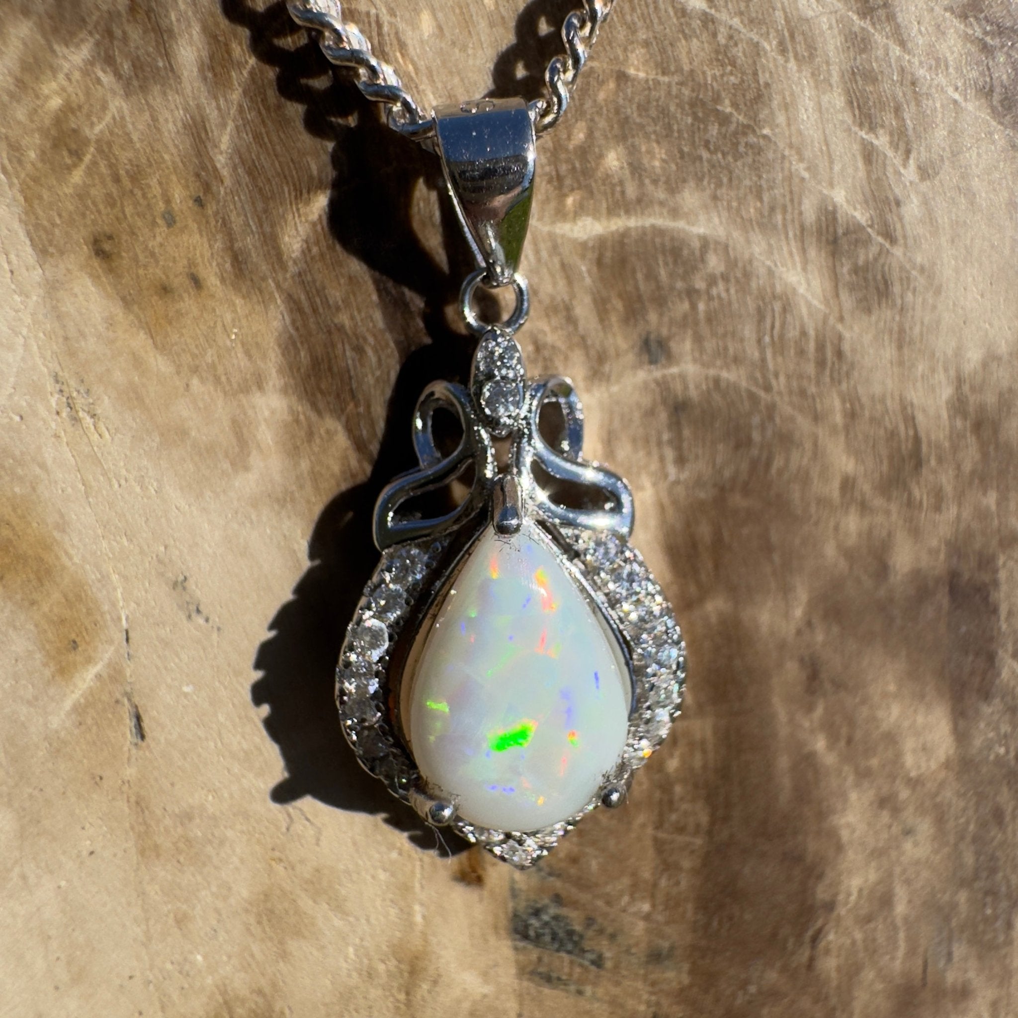 Anna Creek Light ~ 0.8ct Coober Pedy Opal 925 Silver Pendant
