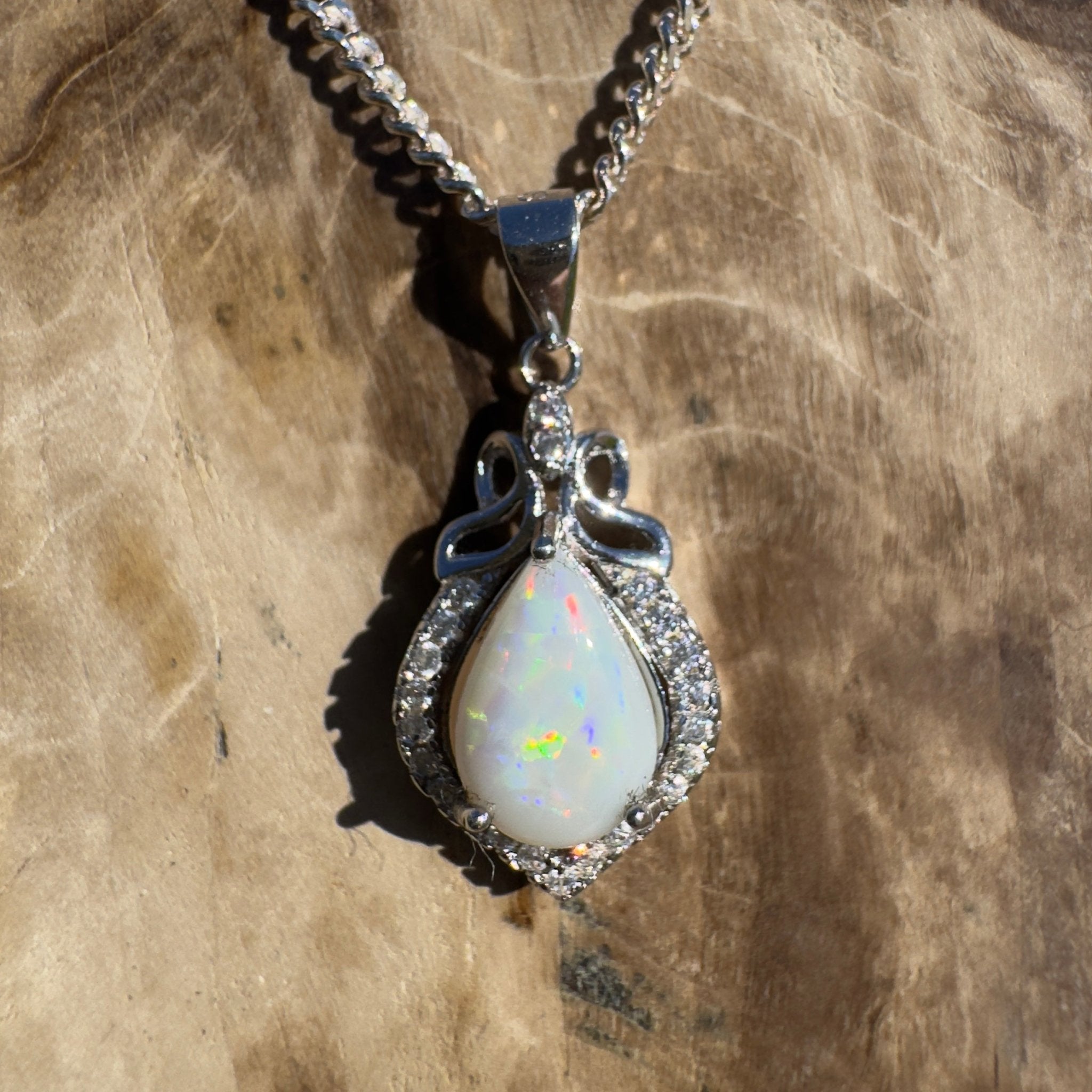 Anna Creek Light ~ 0.8ct Coober Pedy Opal 925 Silver Pendant