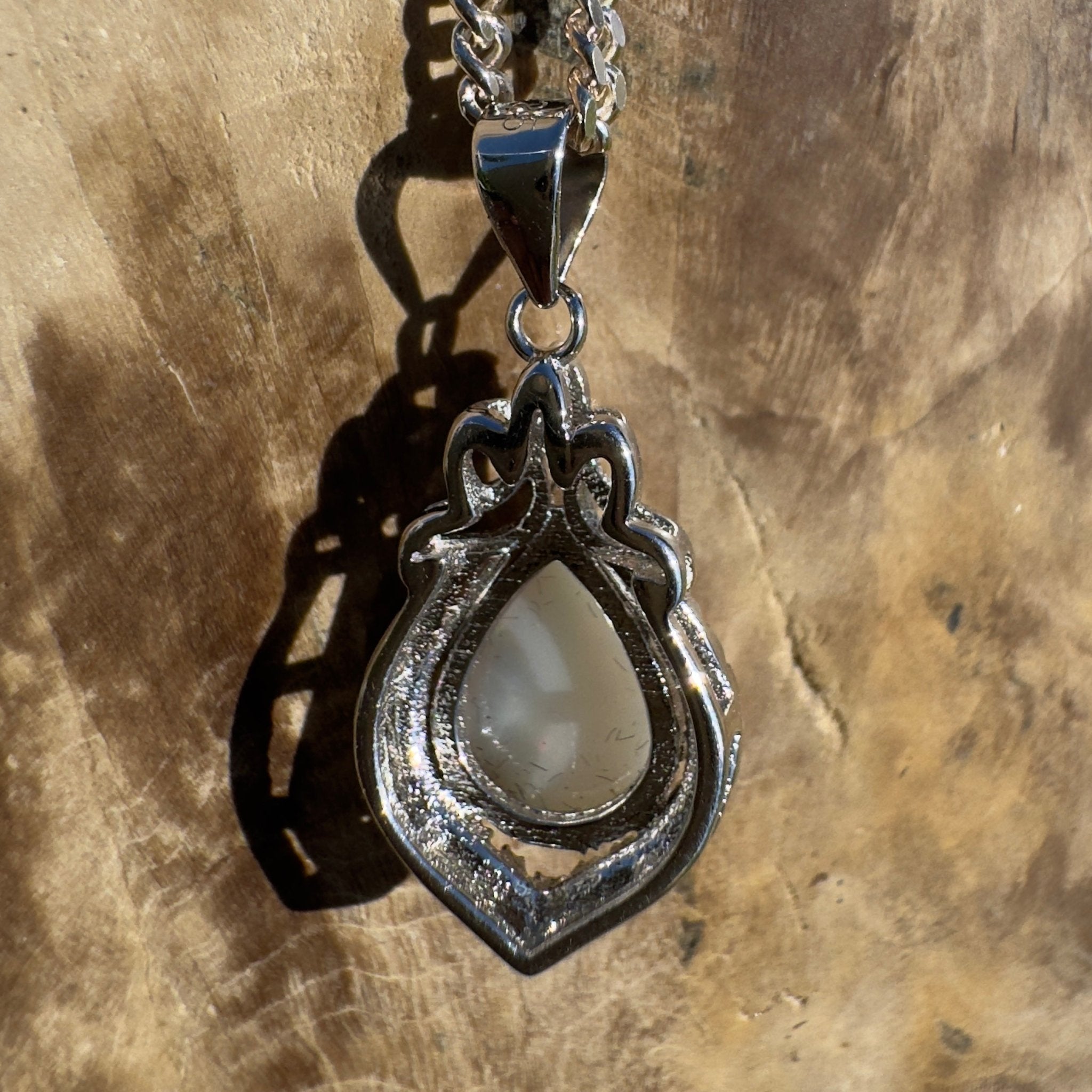 Anna Creek Light ~ 0.8ct Coober Pedy Opal 925 Silver Pendant