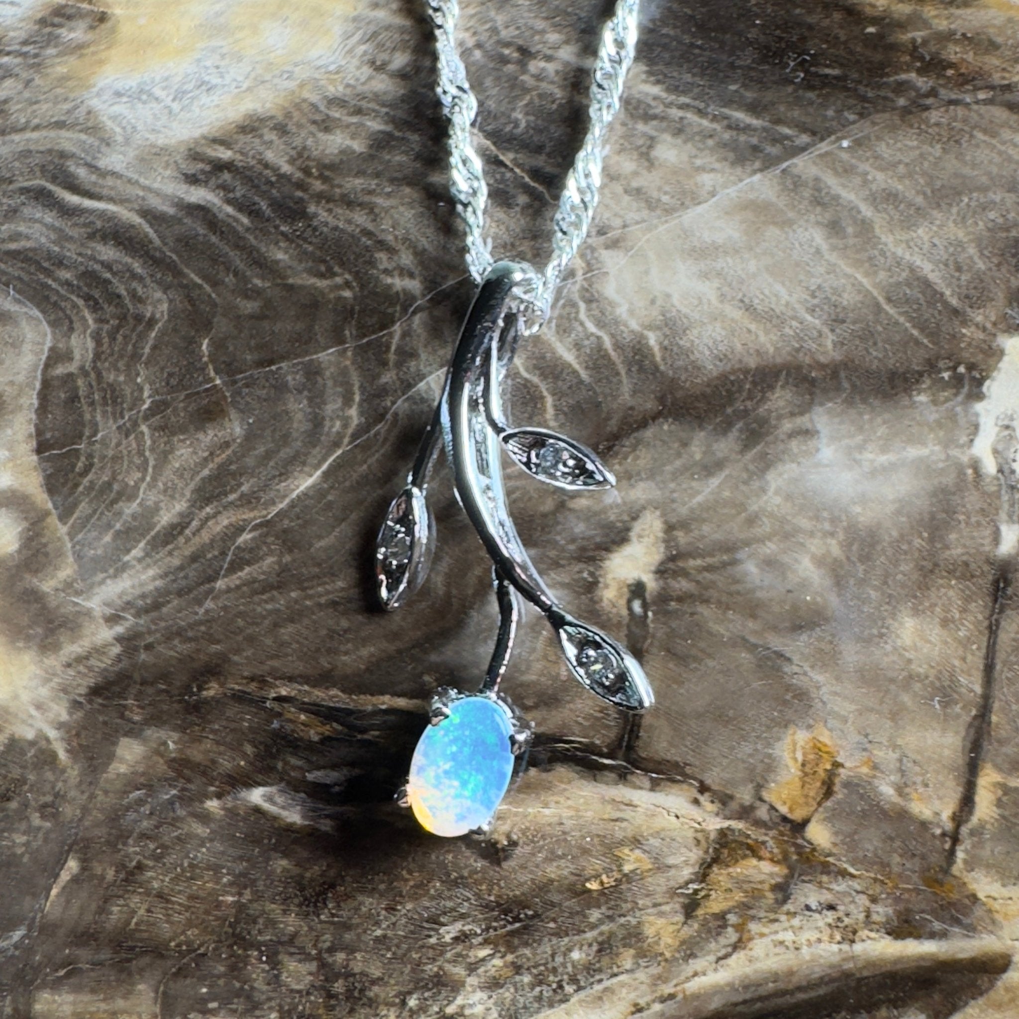 Arafura Flow ~ 0.4ct Lightning Ridge Opal 925 Silver Pendant