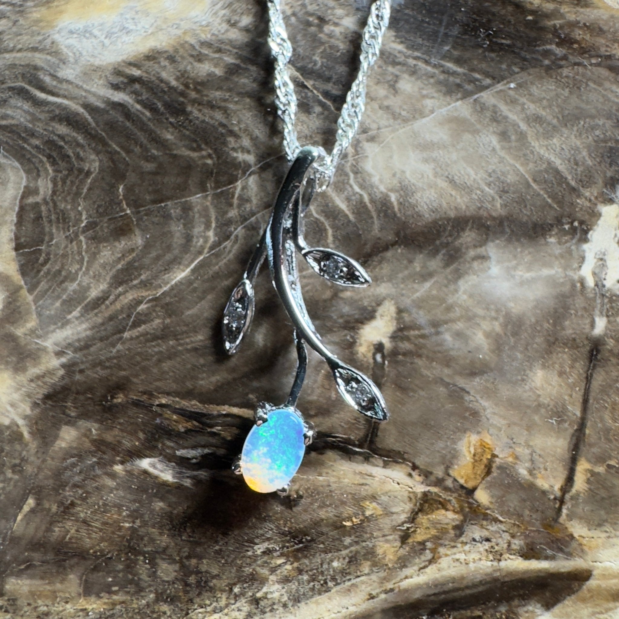 Arafura Flow ~ 0.4ct Lightning Ridge Opal 925 Silver Pendant