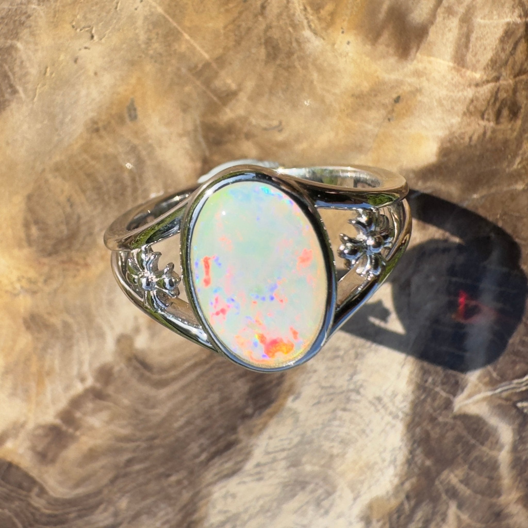 Arckaringa Gleam ~ 1.4ct Solid Coober Pedy Opal 925 Sterling Silver Ring