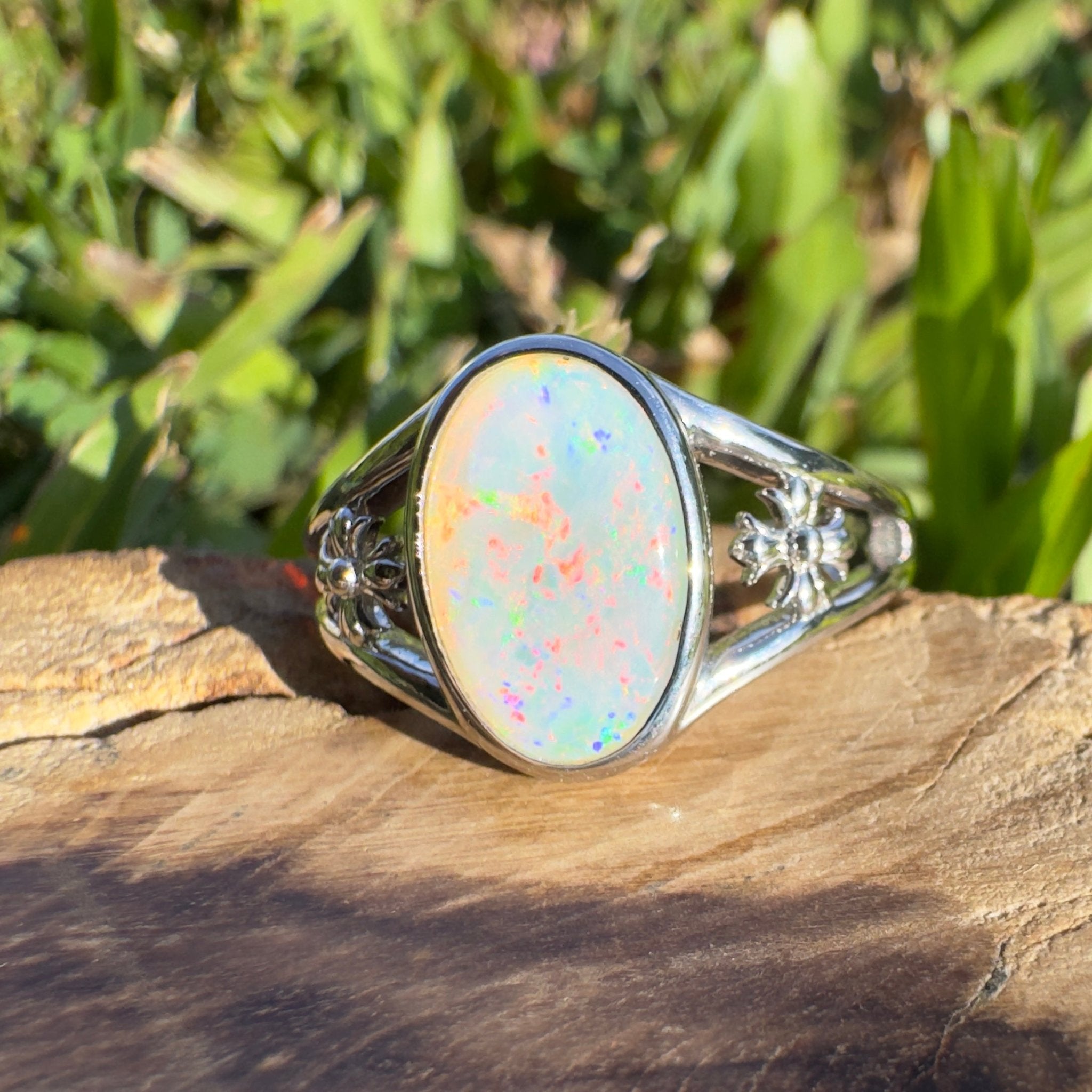 Arckaringa Gleam ~ 1.4ct Solid Coober Pedy Opal 925 Sterling Silver Ring