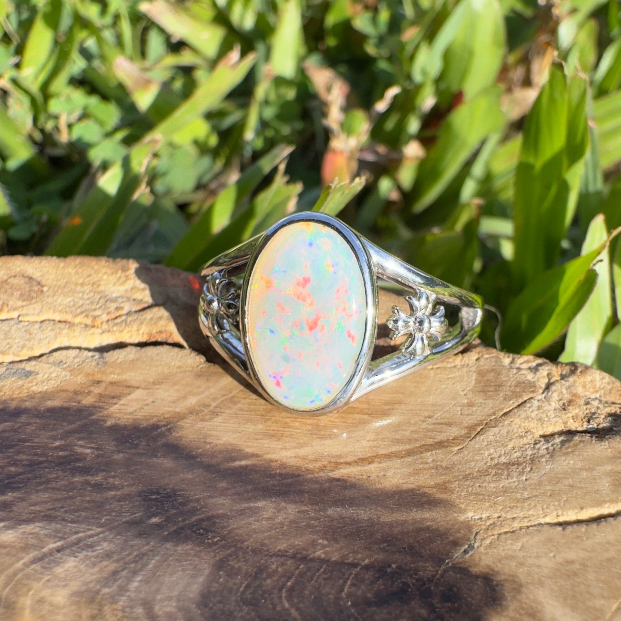 Arckaringa Gleam ~ 1.4ct Solid Coober Pedy Opal 925 Sterling Silver Ring