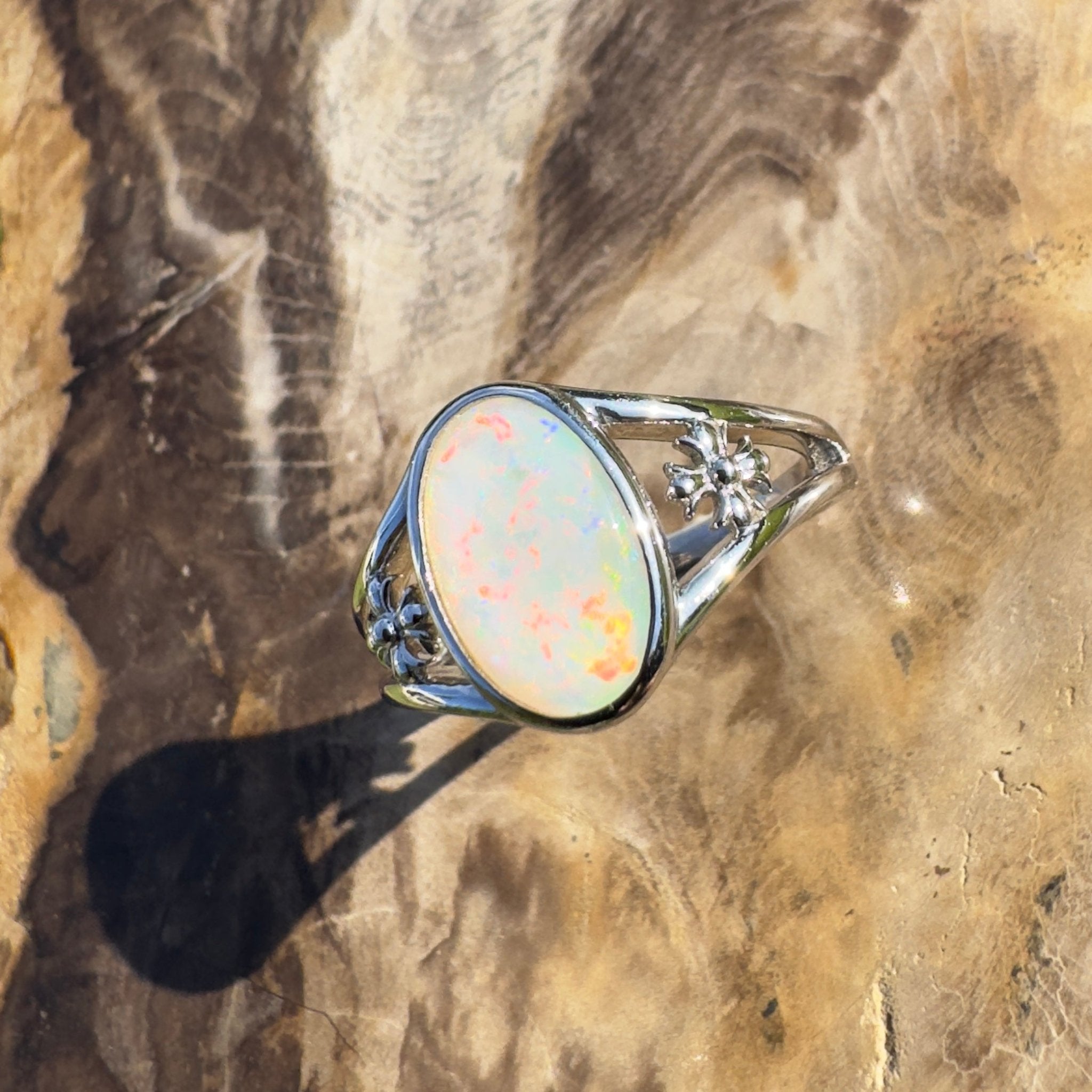 Arckaringa Gleam ~ 1.4ct Solid Coober Pedy Opal 925 Sterling Silver Ring