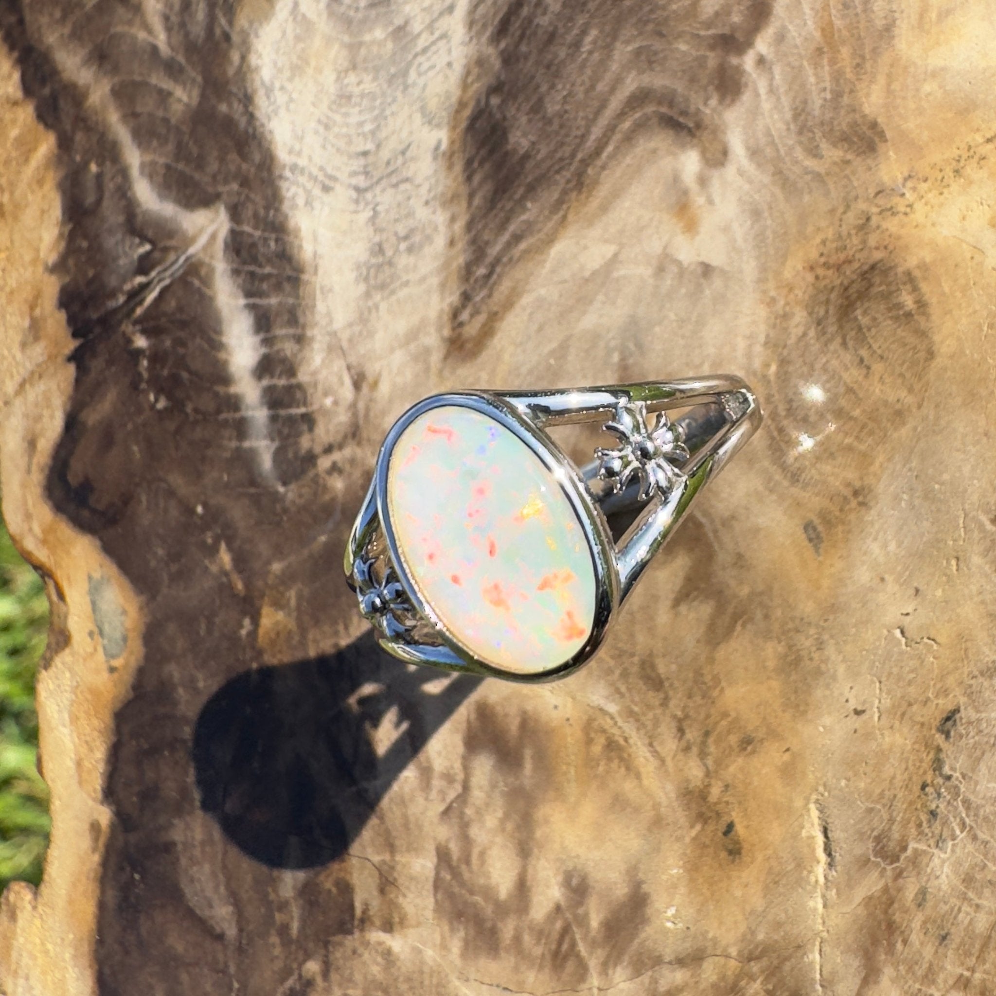 Arckaringa Gleam ~ 1.4ct Solid Coober Pedy Opal 925 Sterling Silver Ring