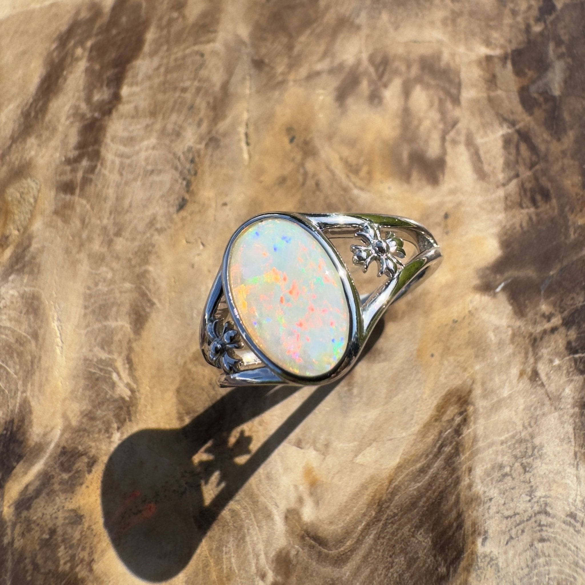 Arckaringa Gleam ~ 1.4ct Solid Coober Pedy Opal 925 Sterling Silver Ring