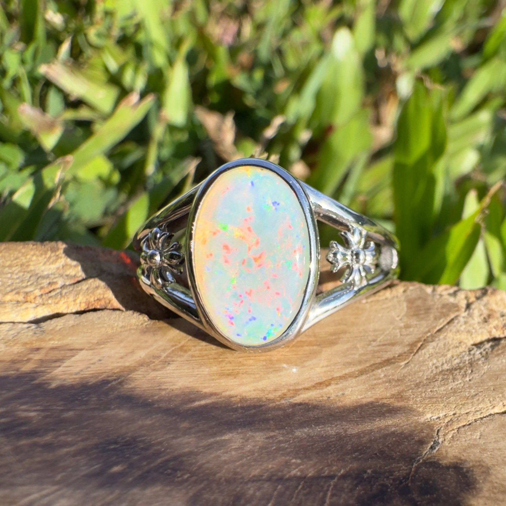 Arckaringa Gleam ~ 1.4ct Solid Coober Pedy Opal 925 Sterling Silver Ring