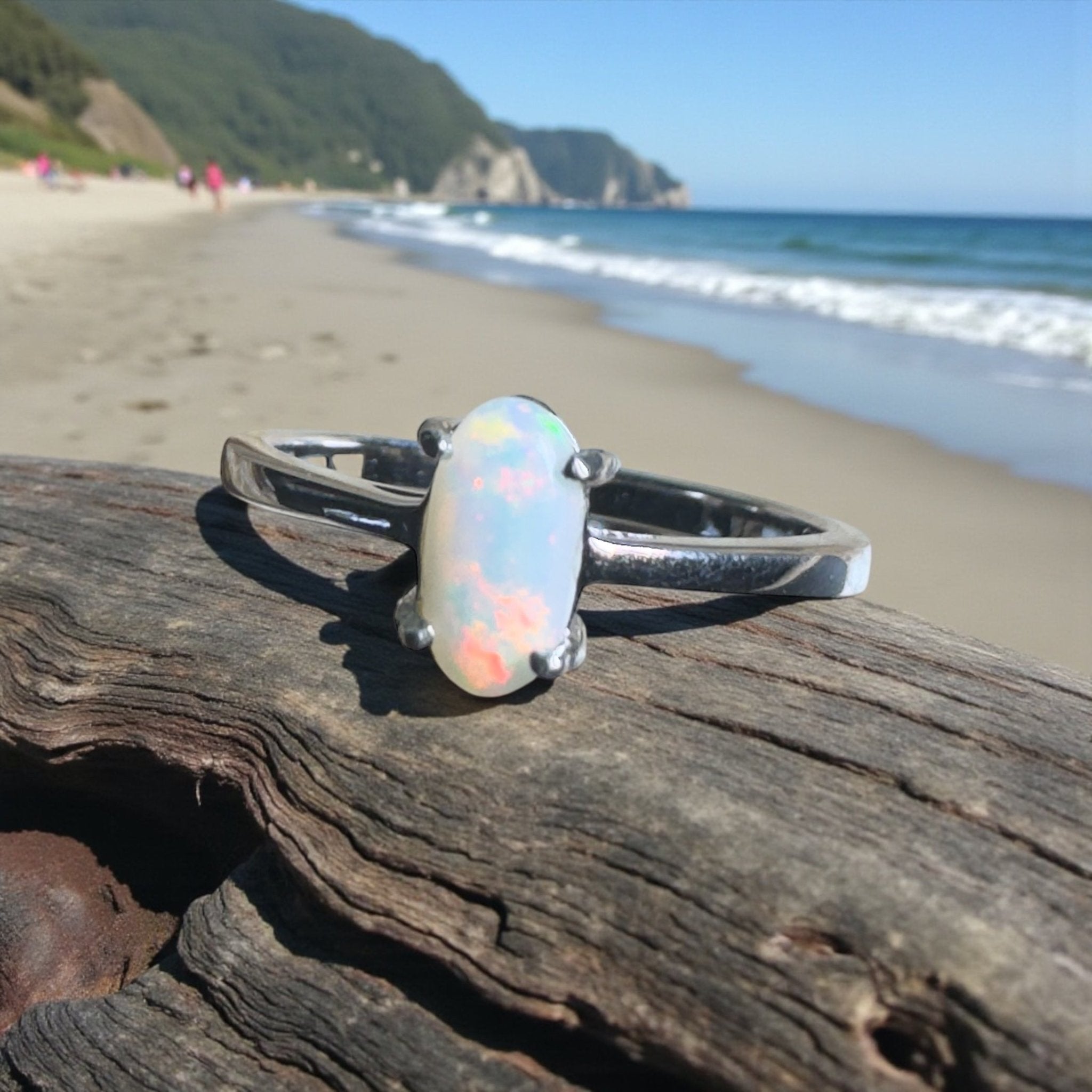 Arid Ridge Promise – 0.4ct Mintabie Opal Ring