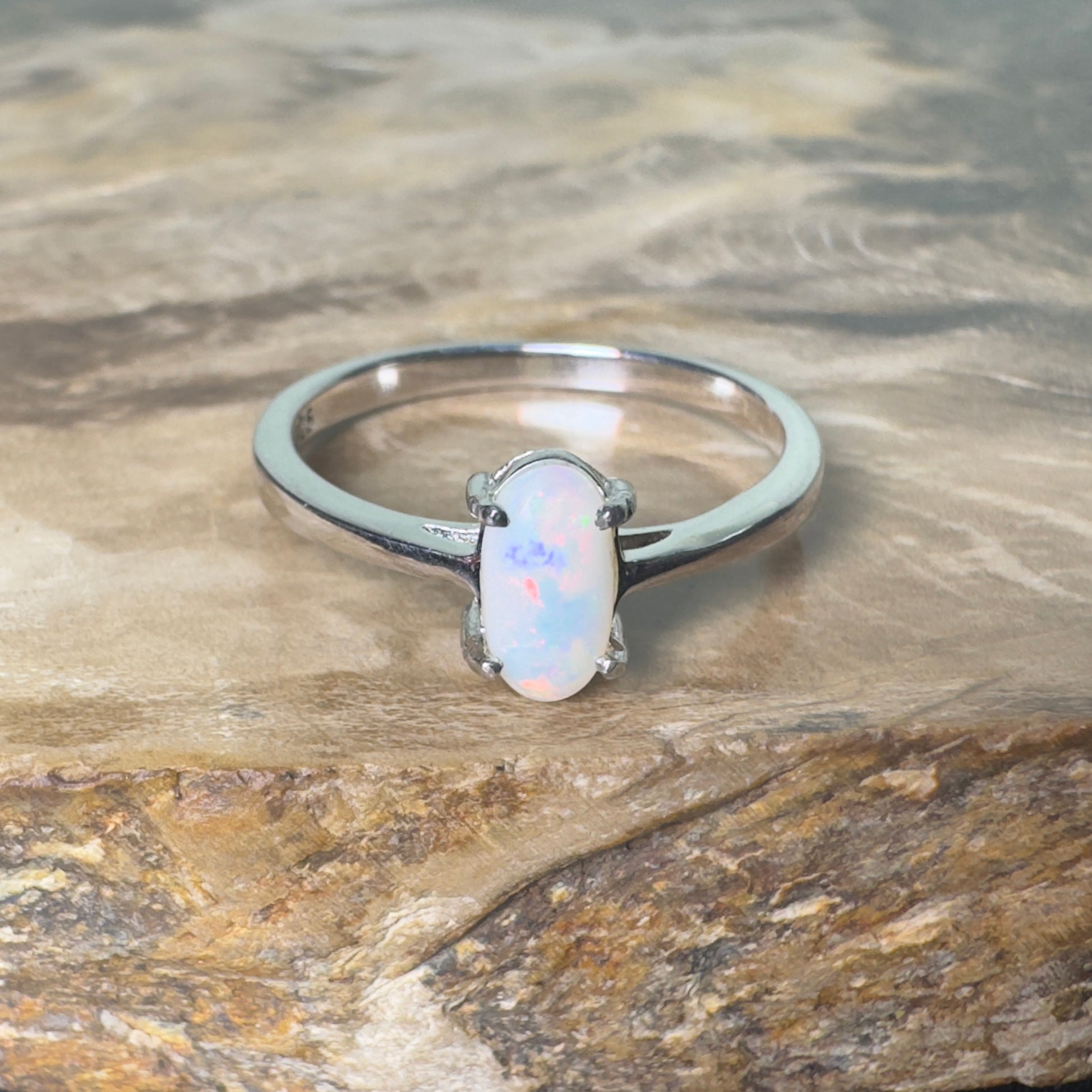 Arid Ridge Promise – 0.4ct Mintabie Opal Ring