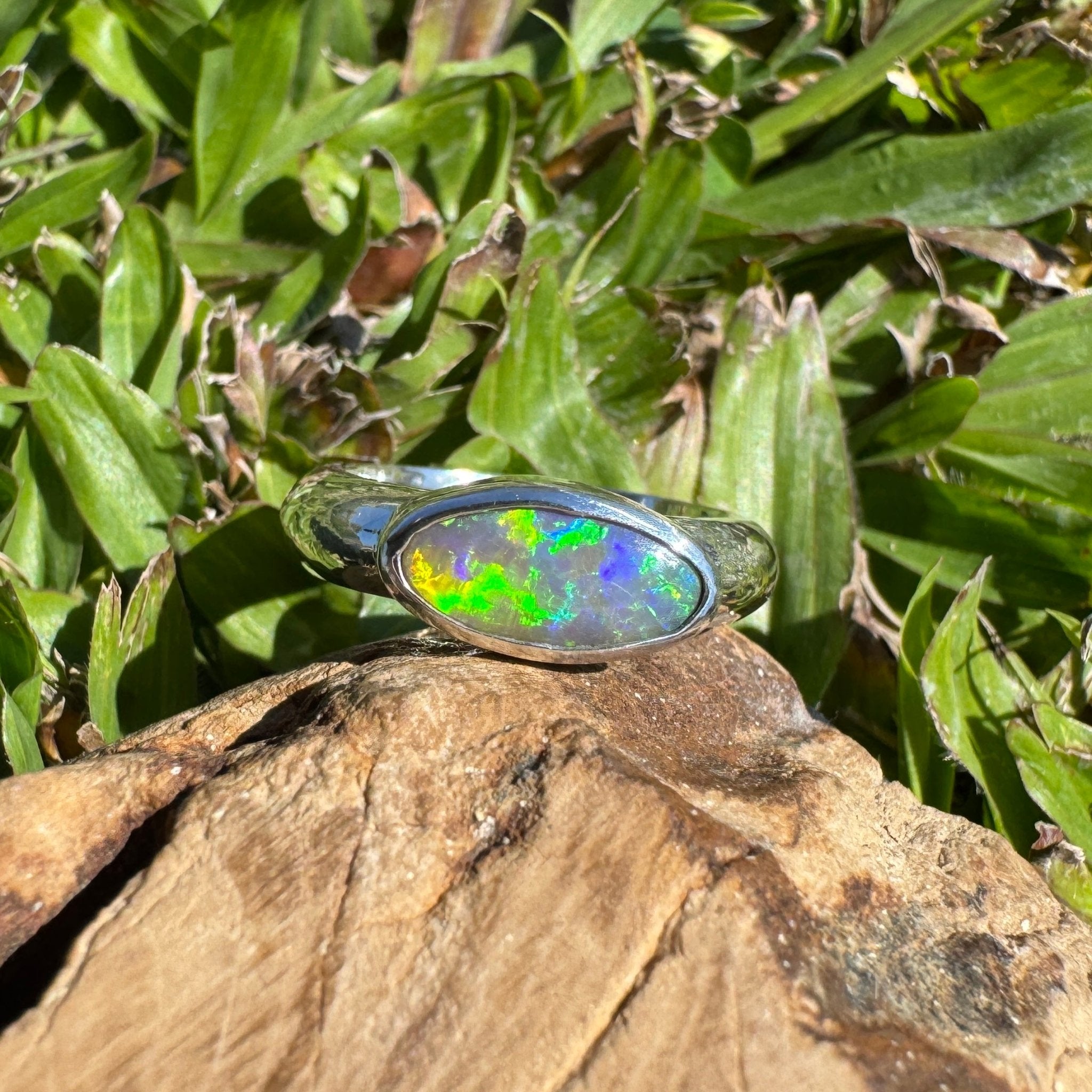 Aurora Blaze – 1ct Solid Lightning Ridge Opal 925 Sterling Silver Ring