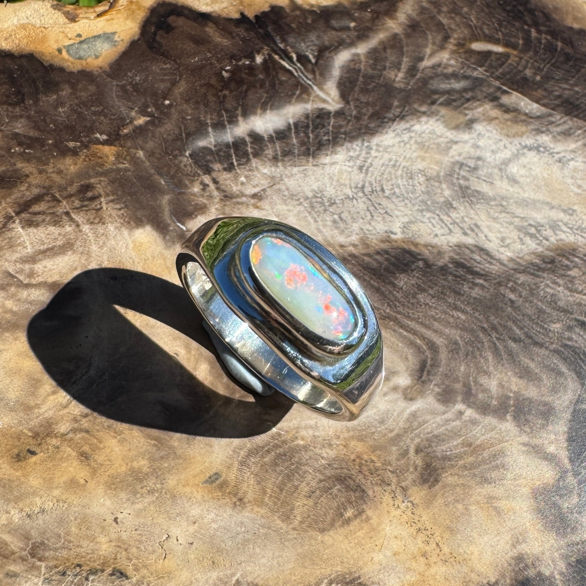 Aurora Dawn – 0.75ct Solid Mintabie Opal 925 Sterling Silver Ring