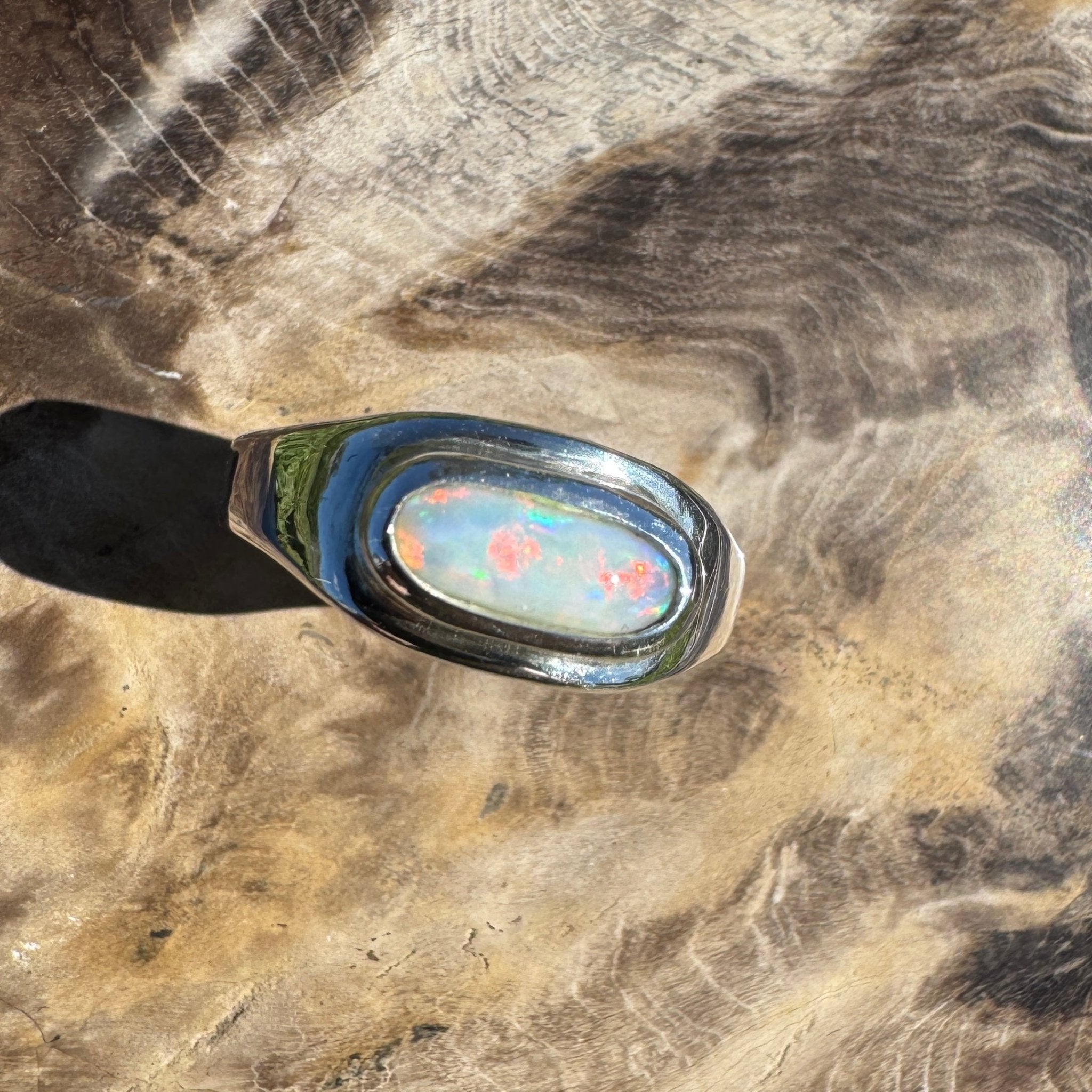 Aurora Dawn – 0.75ct Solid Mintabie Opal 925 Sterling Silver Ring