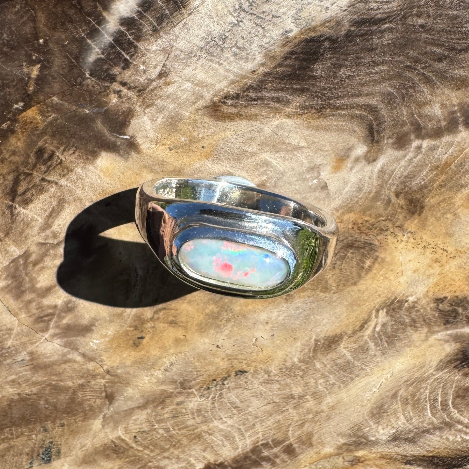 Aurora Dawn – 0.75ct Solid Mintabie Opal 925 Sterling Silver Ring