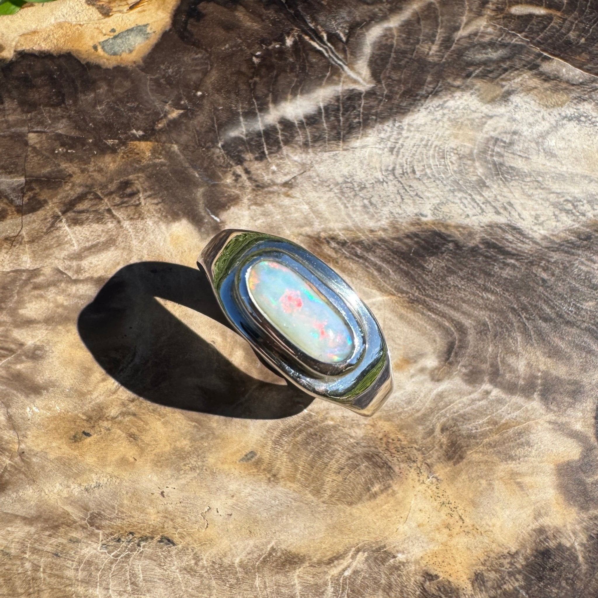 Aurora Dawn – 0.75ct Solid Mintabie Opal 925 Sterling Silver Ring