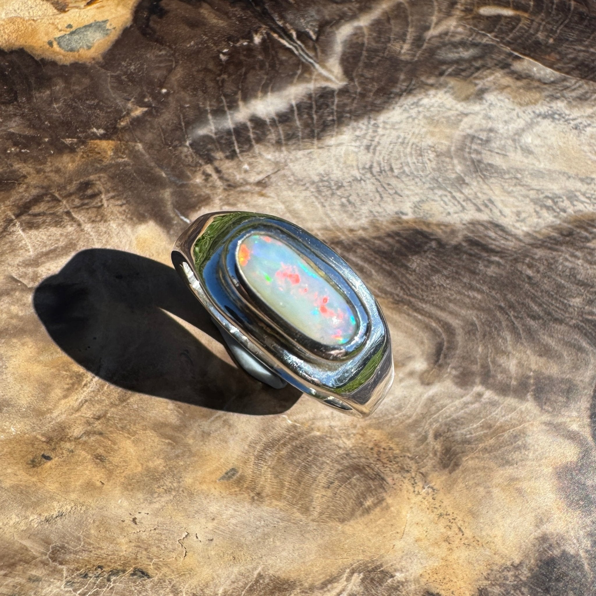 Aurora Dawn – 0.75ct Solid Mintabie Opal 925 Sterling Silver Ring