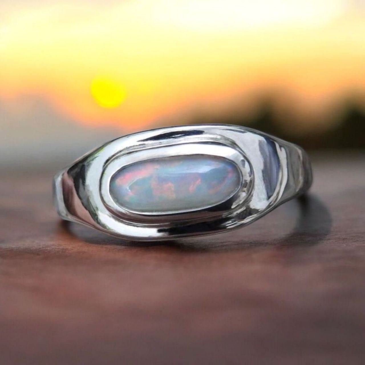 Aurora Dawn – 0.75ct Solid Mintabie Opal 925 Sterling Silver Ring