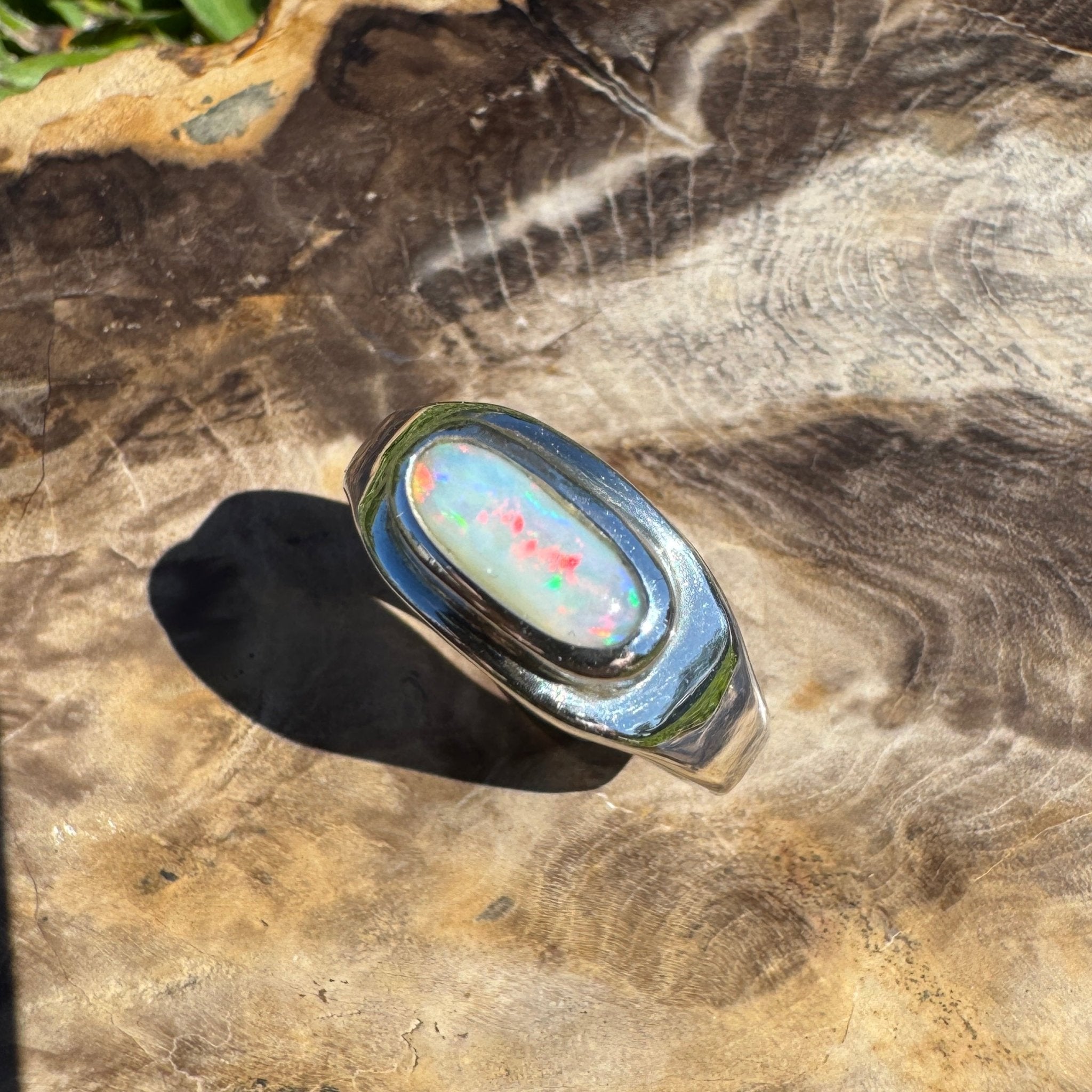 Aurora Dawn – 0.75ct Solid Mintabie Opal 925 Sterling Silver Ring