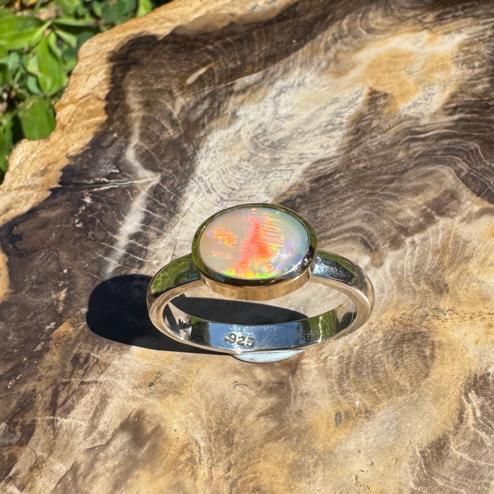 Aurora Gleam - 2.1ct Solid Lightning Ridge Opal Two - Tone 10k Gold & 925 Sterling Silver Ring.