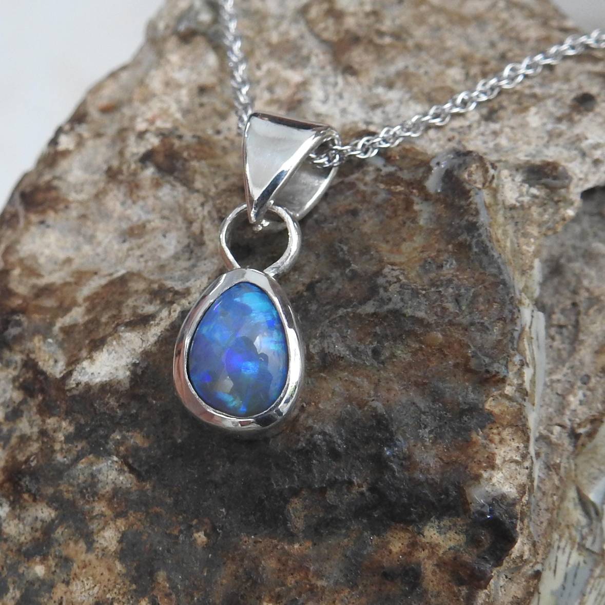 Azure Dream ~ 1.5ct Solid Lightning Ridge Opal 925 Sterling Silver Pendant Necklace