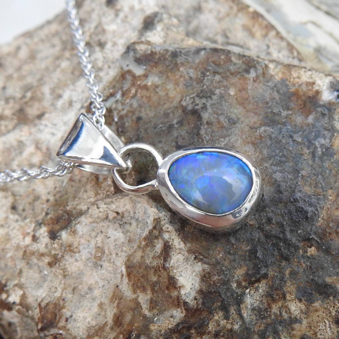 Azure Dream ~ 1.5ct Solid Lightning Ridge Opal 925 Sterling Silver Pendant Necklace