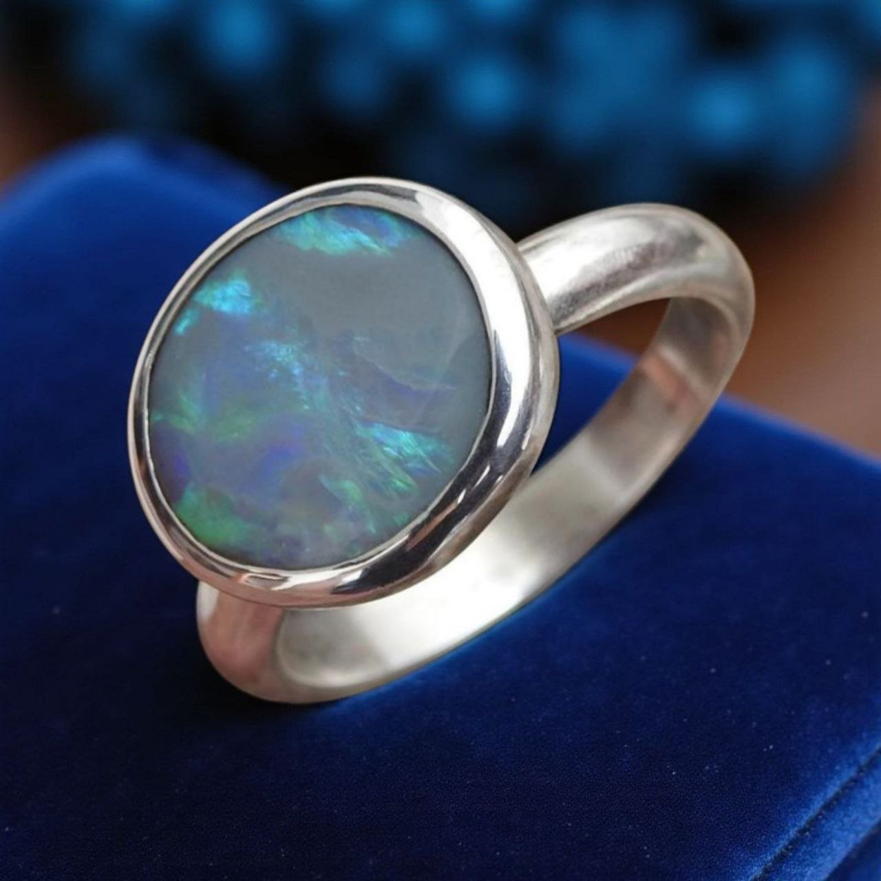 Azure Flame Glow – 2.5ct Solid Lightning Ridge Opal 925 Sterling Silver Ring
