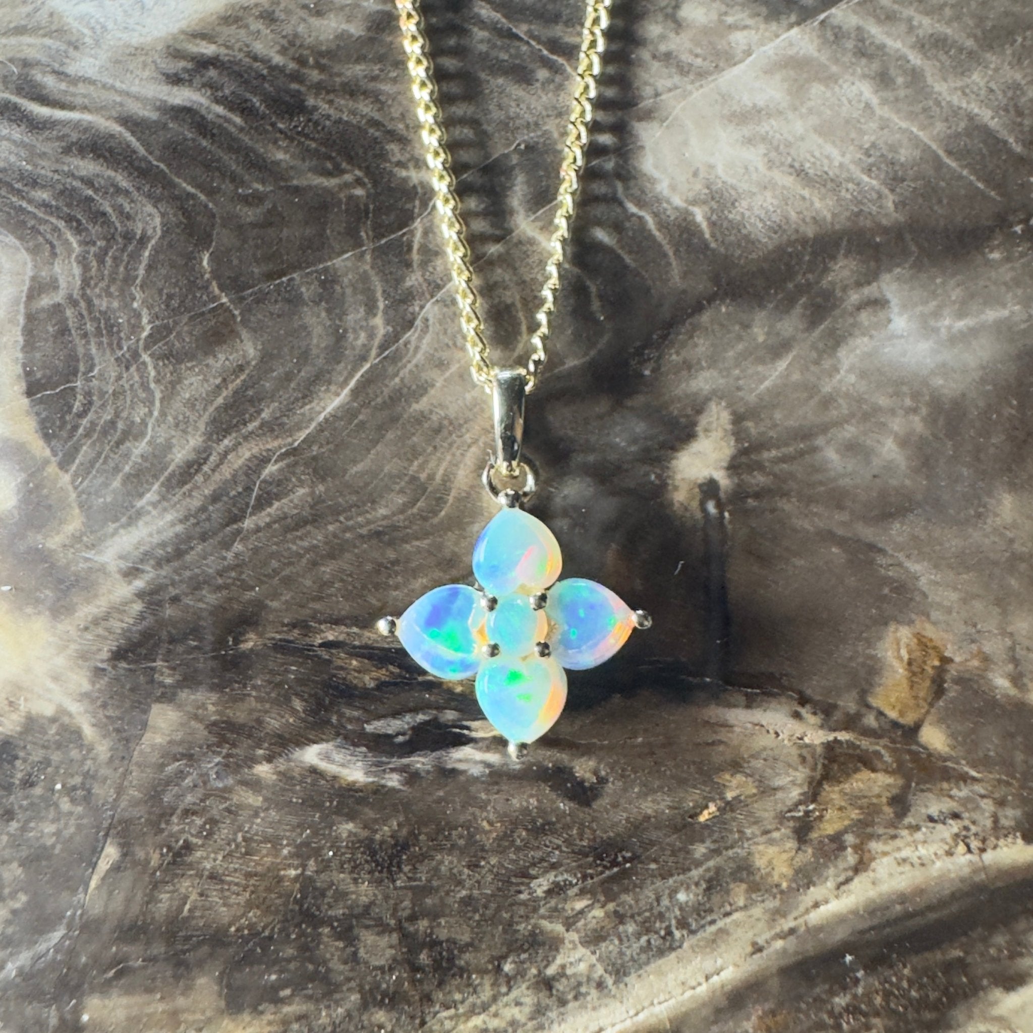 Banksia Light ~ 9ct Solid Gold 0.4ct Coober Pedy Crystal Opal Pendant