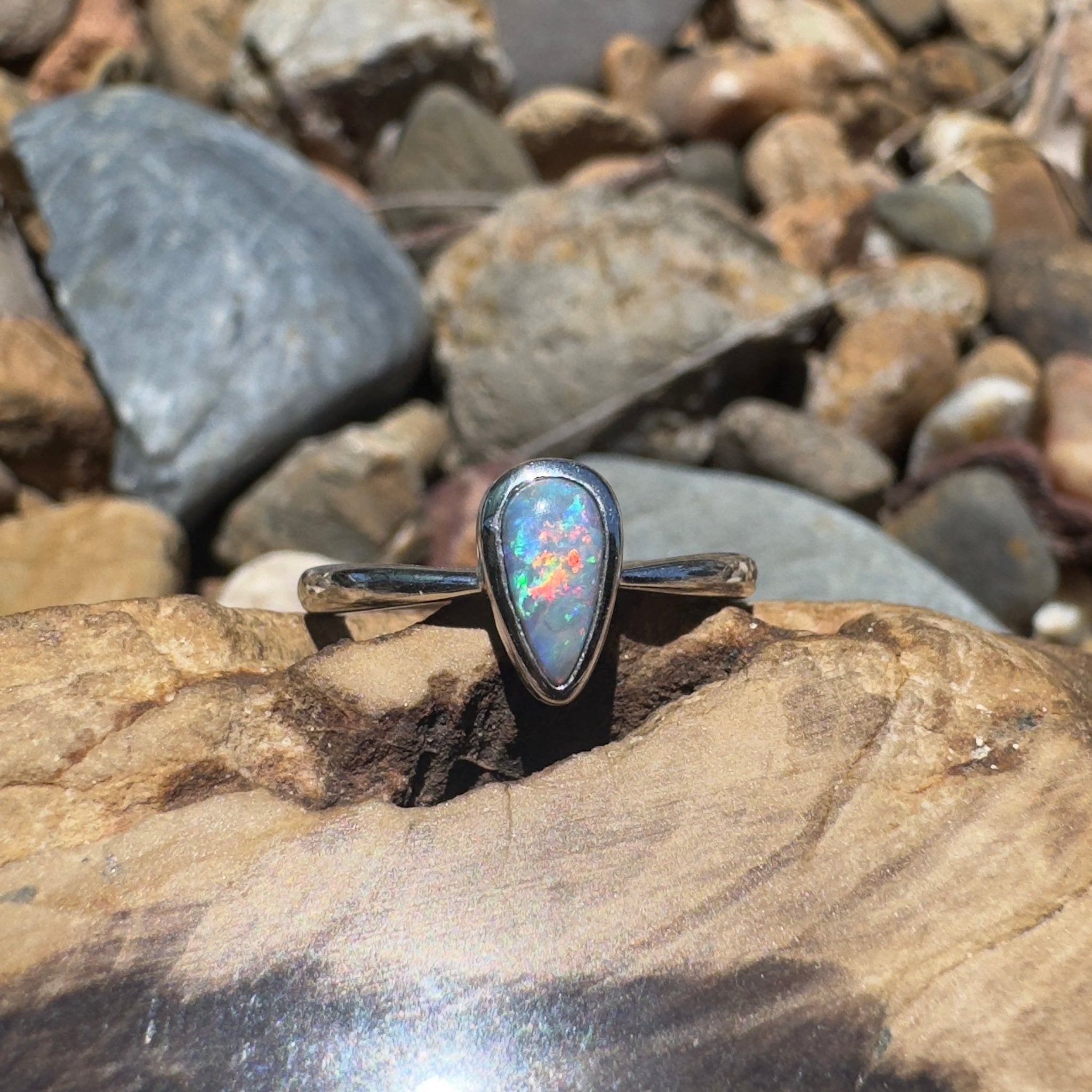 Barossa Fire Field – 0.6ct Lightning Ridge Opal 925 Silver Ring